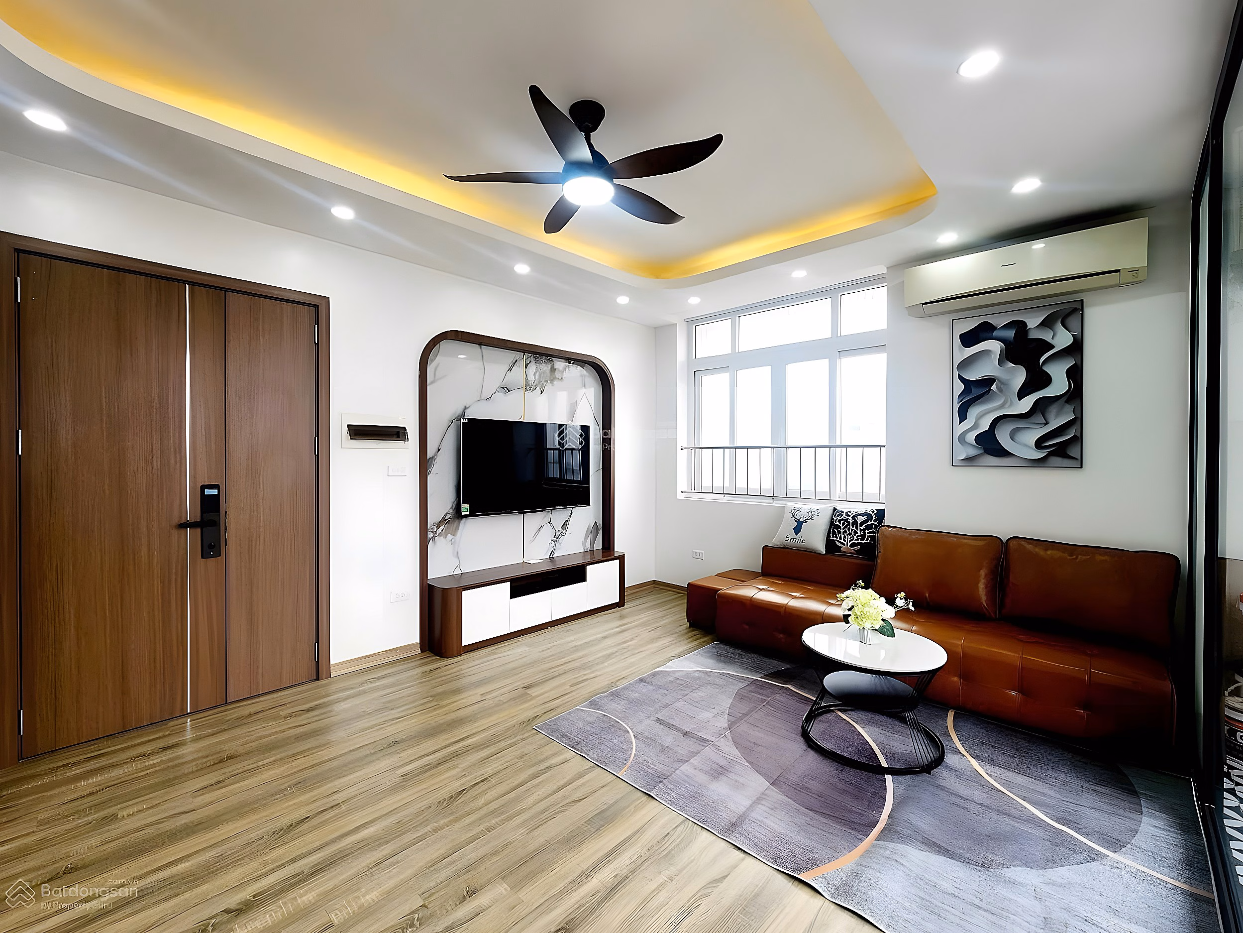 GOOD PRICE - LONG-TERM PINK BOOK - 90M APARTMENT - 3 BEDROOMS - NEW FULL INTERIOR REPAIR - RELEASE