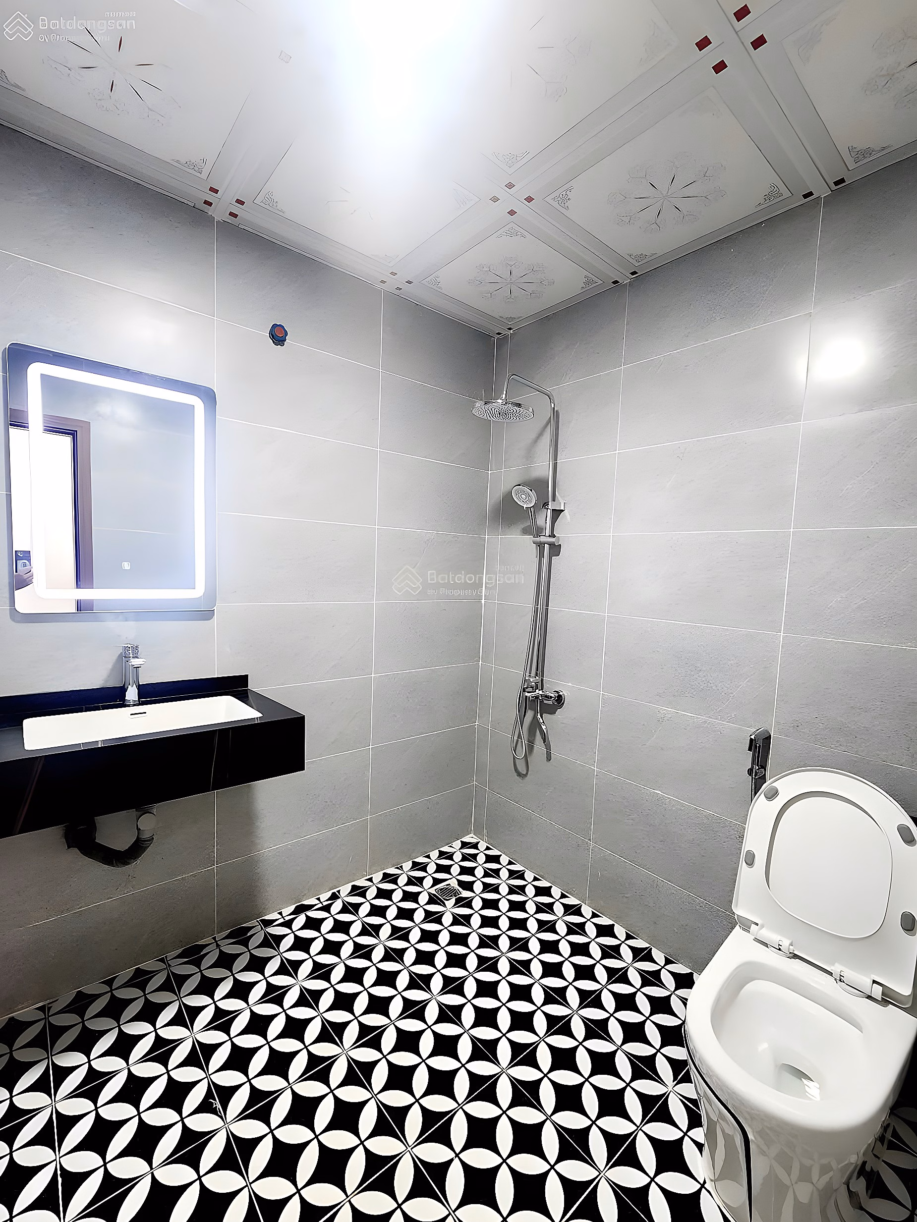 GOOD PRICE - LONG-TERM PINK BOOK - 90M APARTMENT - 3 BEDROOMS - NEW FULL INTERIOR REPAIR - RELEASE