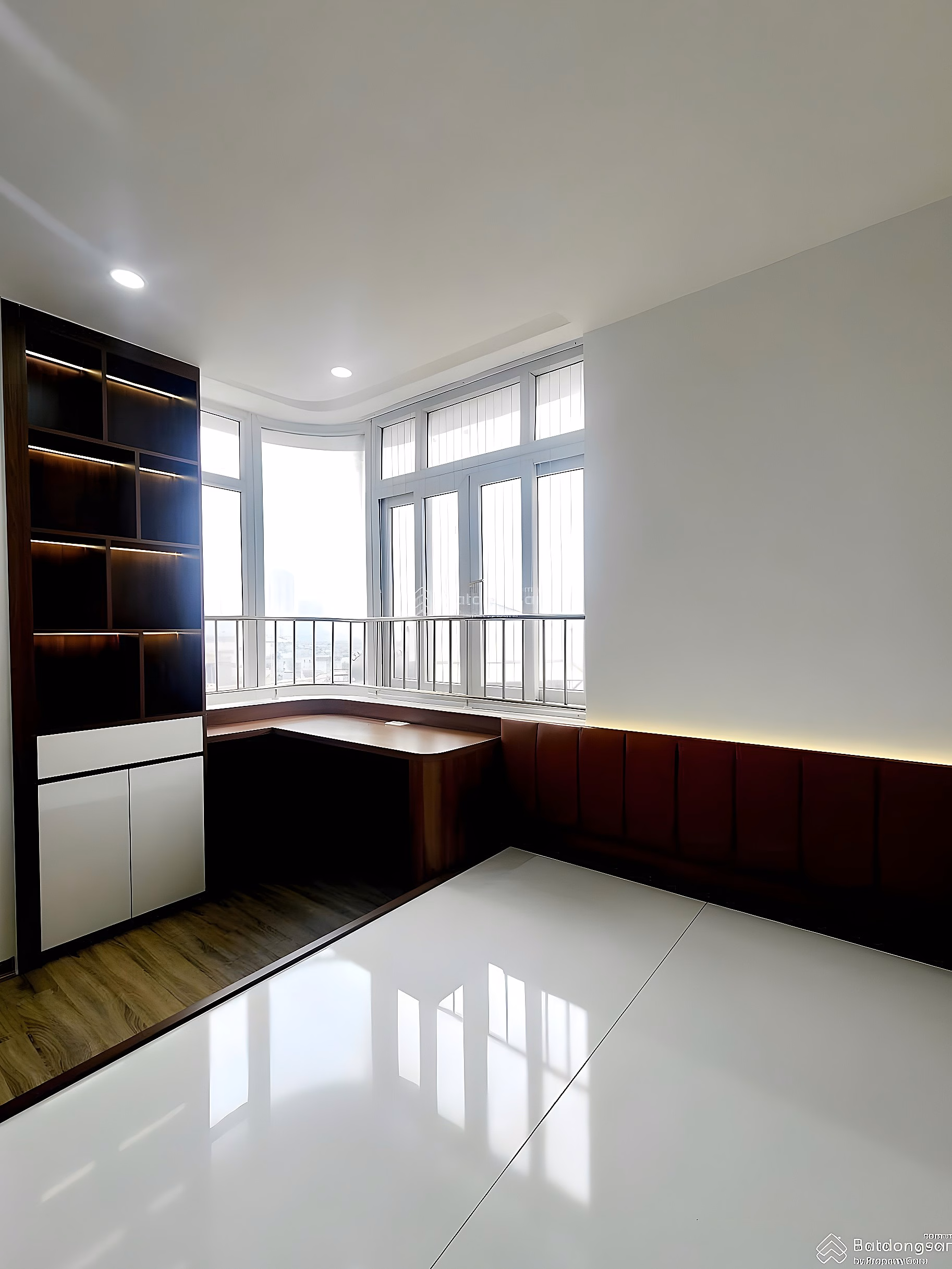 GOOD PRICE - LONG-TERM PINK BOOK - 90M APARTMENT - 3 BEDROOMS - NEW FULL INTERIOR REPAIR - RELEASE