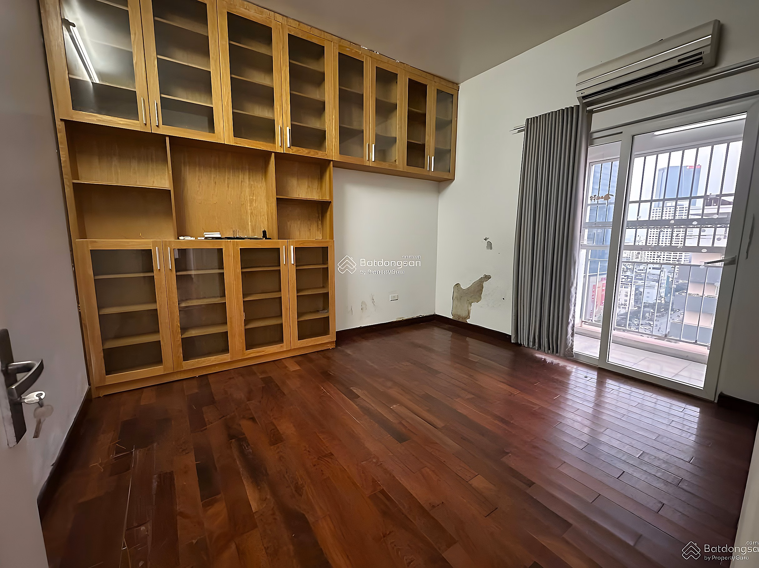 M5 Tower apartment for rent at 91 Nguyen Chi Thanh, 149m, 3 bedrooms, 2 bathrooms