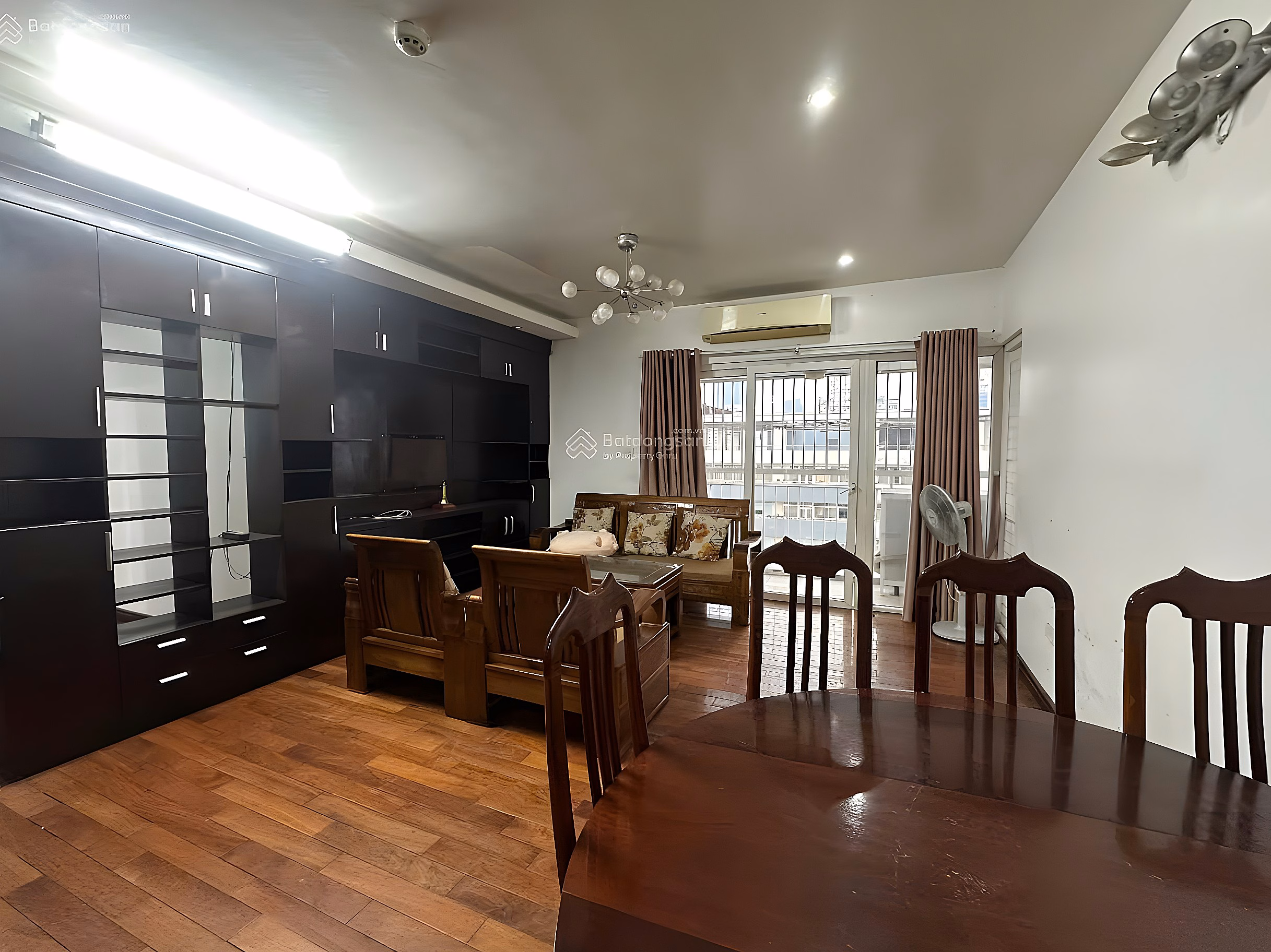 M5 Tower apartment for rent at 91 Nguyen Chi Thanh, 149m, 3 bedrooms, 2 bathrooms