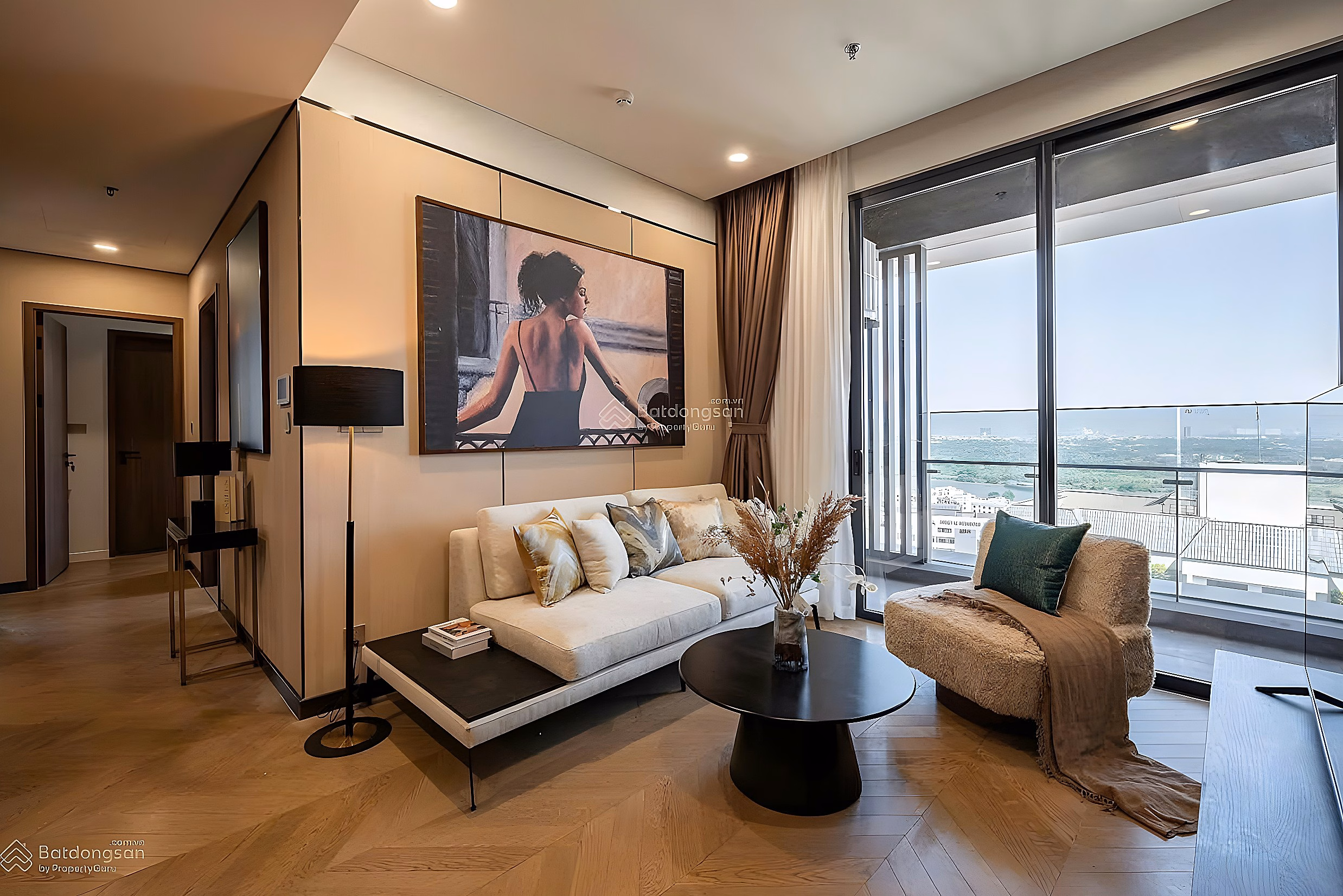Apartment for rent at Kingdom 101, good price, 17 million VND, 78 m², 2 bedrooms, 2 bathrooms*** meet Hien