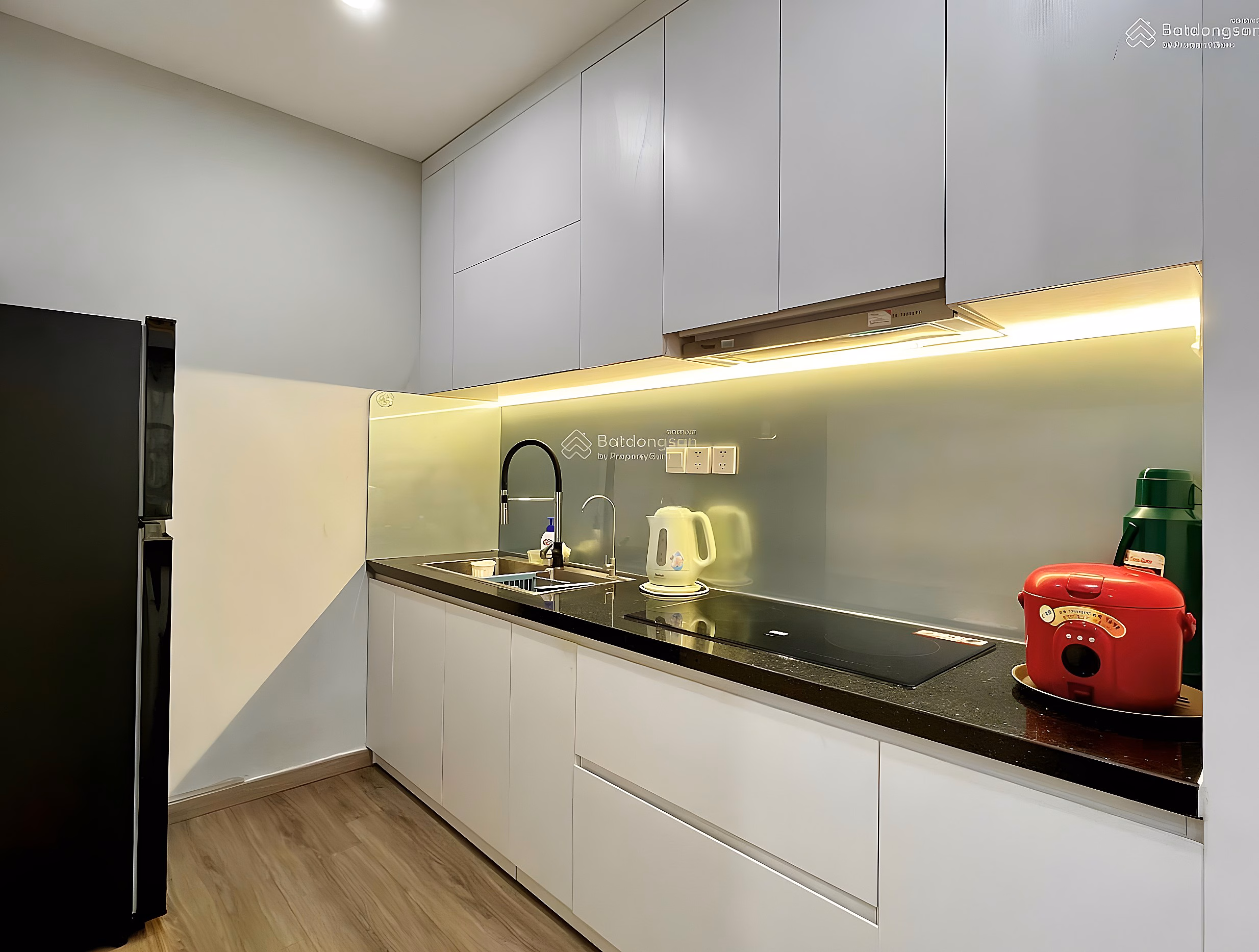 CC HUD Building Nha Trang for rent, preferential price, 16 million VND, 59.2m2