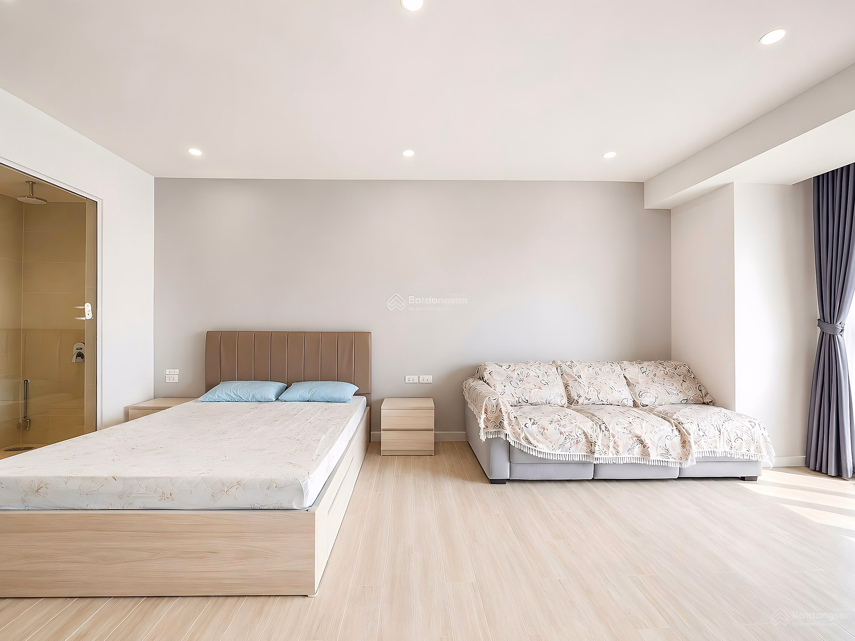 1 bedroom, 1 bathroom apartment for rent in Gold Coast Nha Trang, 15 million VND, beautiful 50m2, many amenities