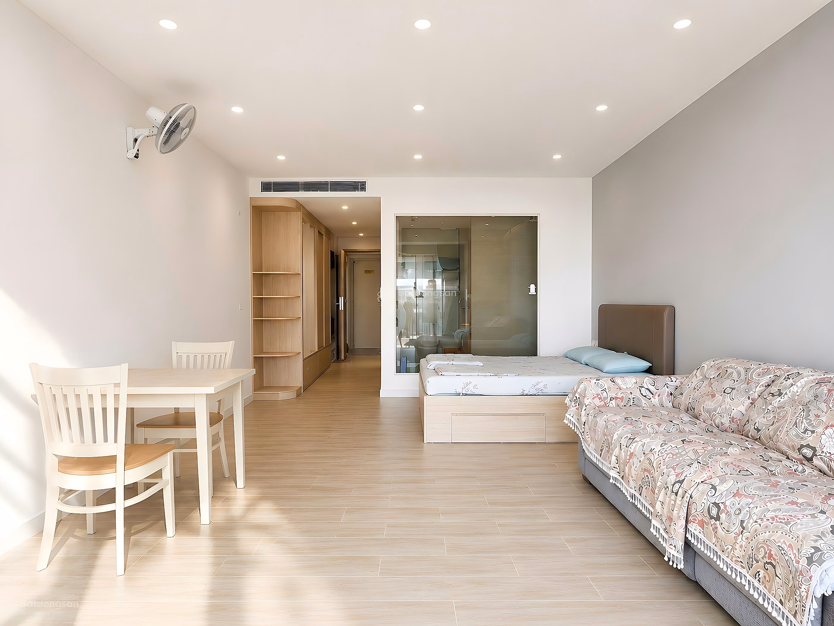 1 bedroom, 1 bathroom apartment for rent in Gold Coast Nha Trang, 15 million VND, beautiful 50m2, many amenities