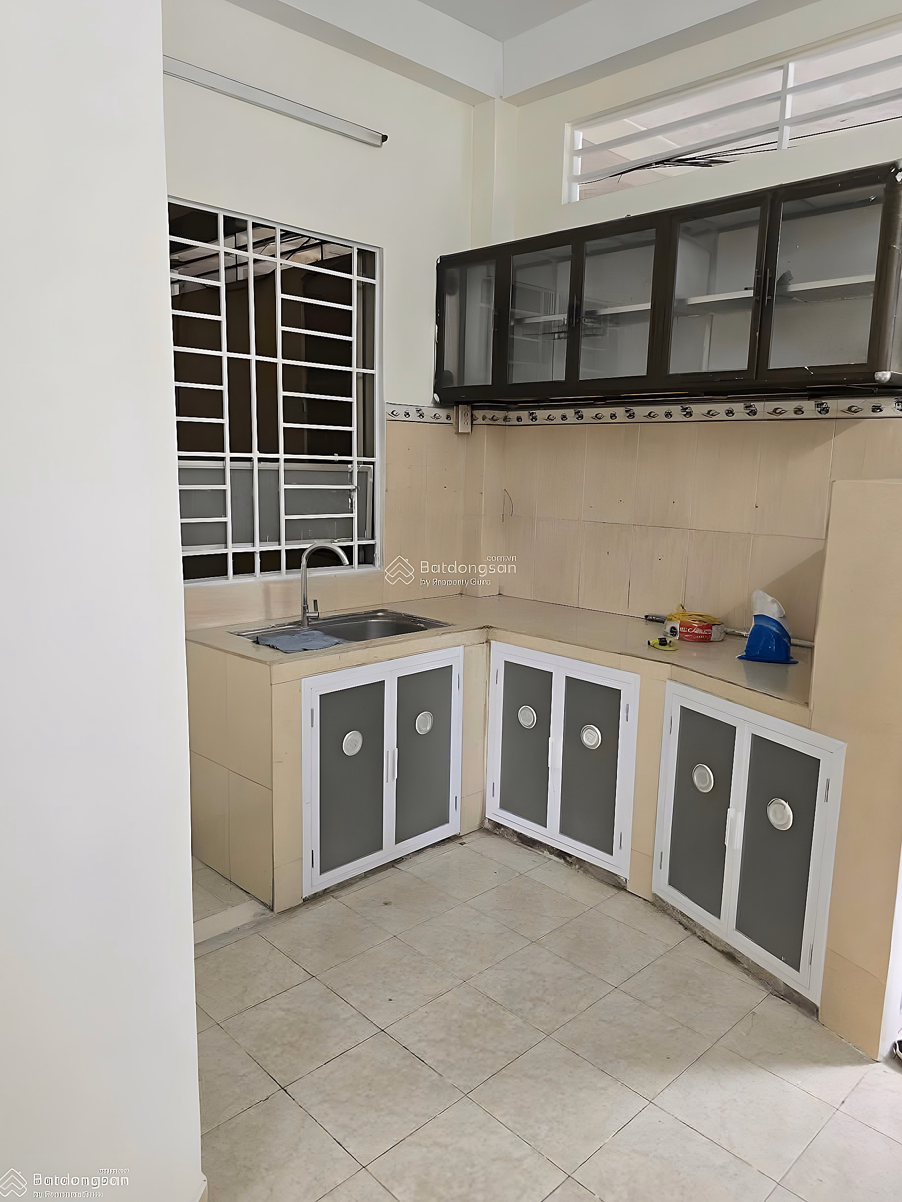 2 bedroom apartment for rent in Nhieu Tu Apartment, price 8.5 million/month