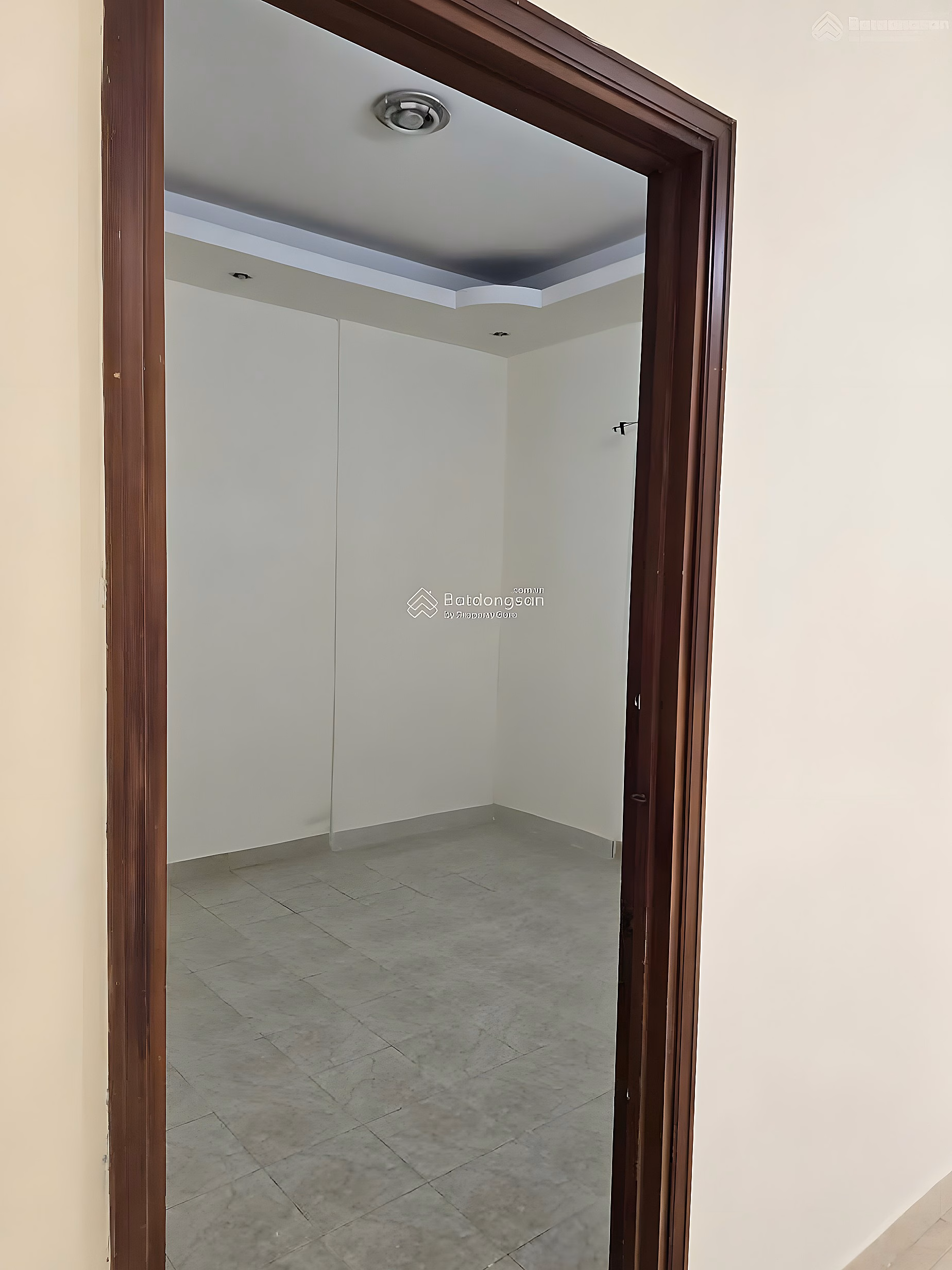 2 bedroom apartment for rent in Nhieu Tu Apartment, price 8.5 million/month