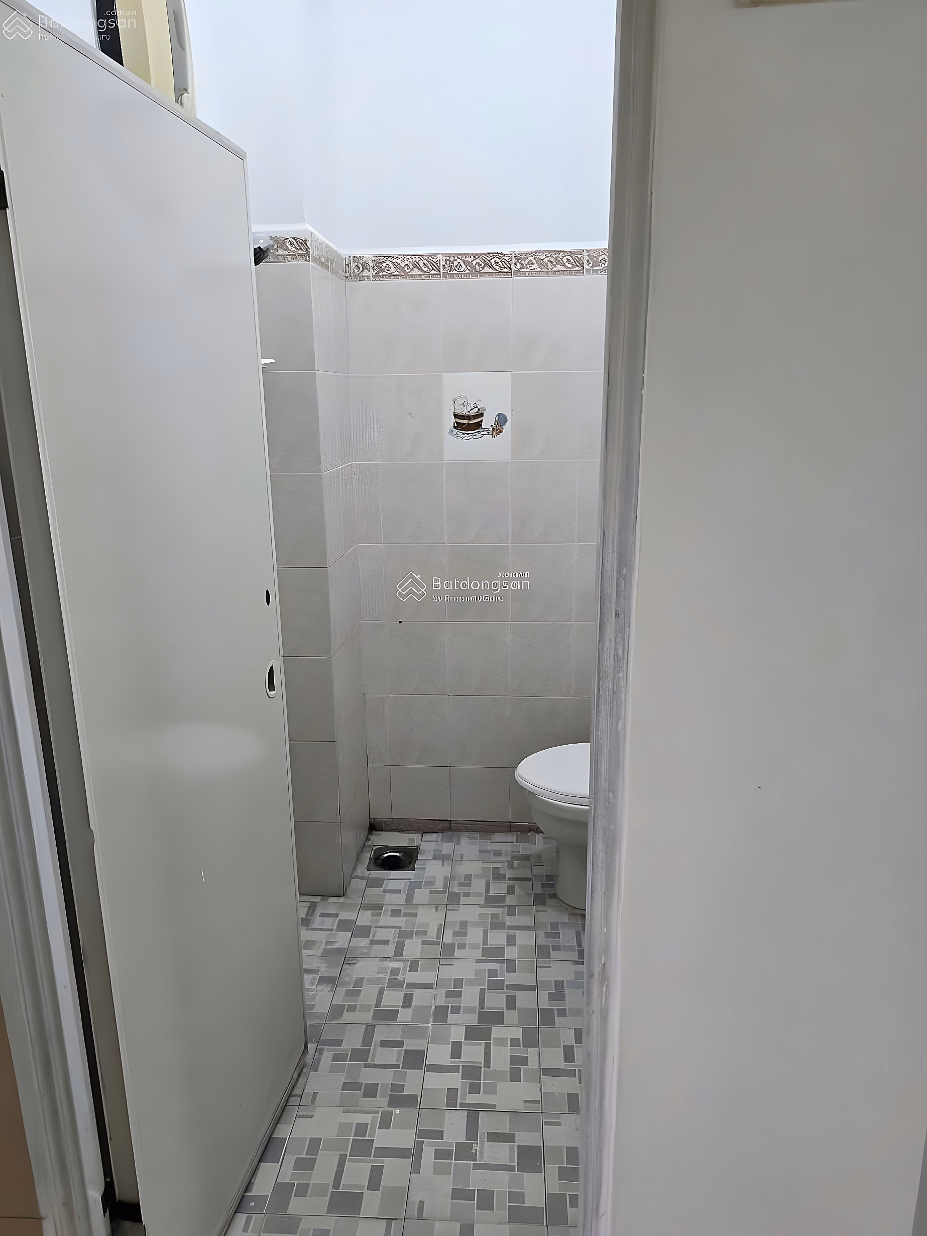 2 bedroom apartment for rent in Nhieu Tu Apartment, price 8.5 million/month