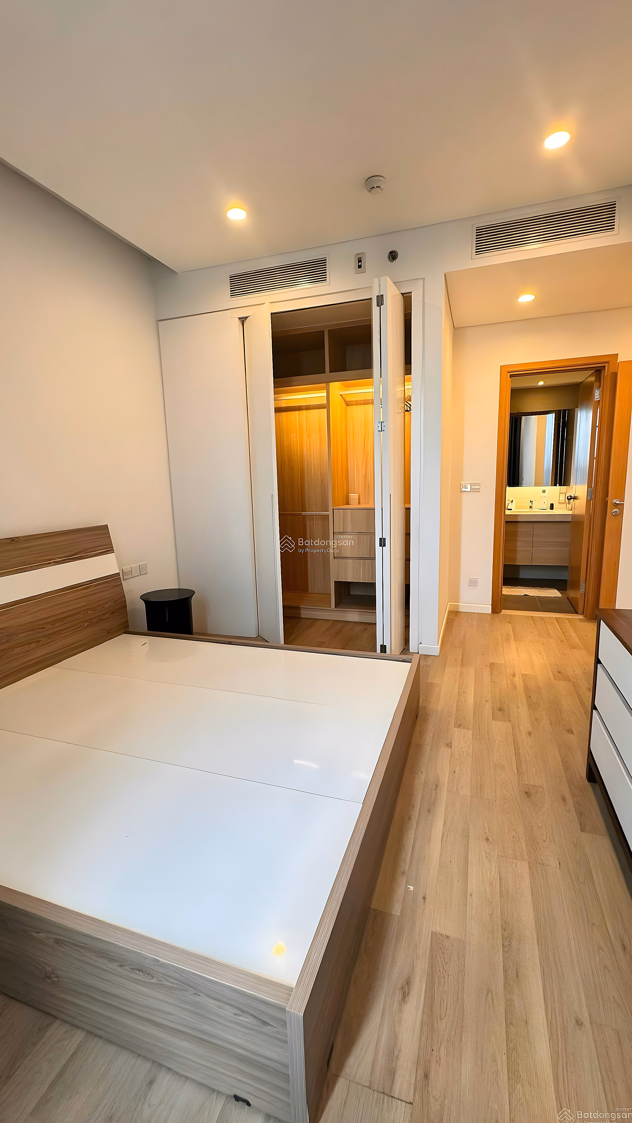 Sarimi 2 bedrooms for rent - Sala Urban Area District 2