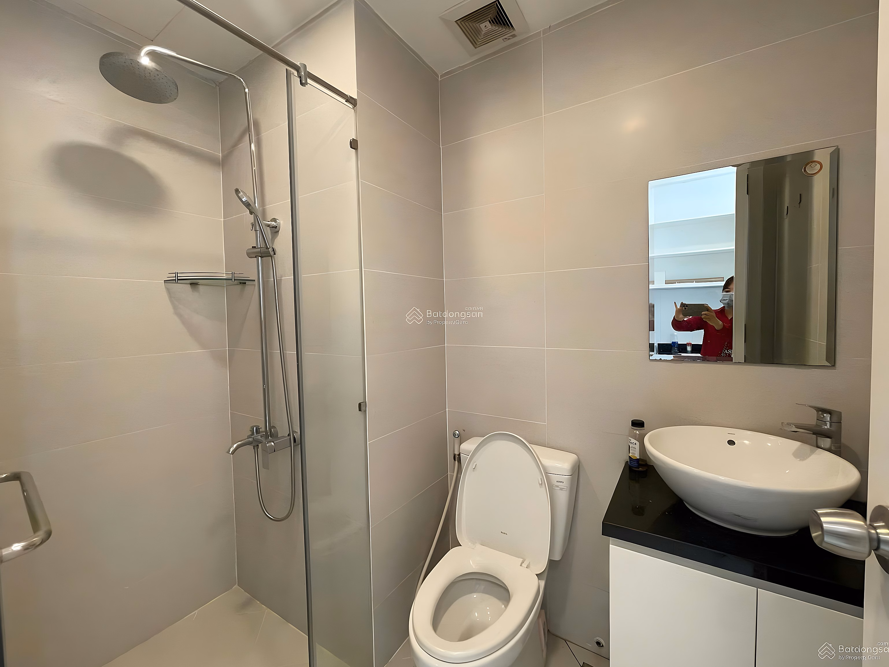 Orchard Garden apartment for rent 10 million 36m2 Novaland airport area basic furniture early entry