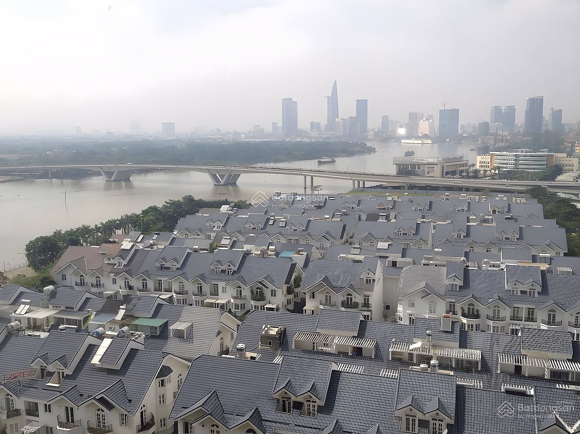 Saigon Pearl apartment for rent, 18.5 million, 89m2, 2 bedrooms, 2 bathrooms, view of district 1, most beautiful in the area.