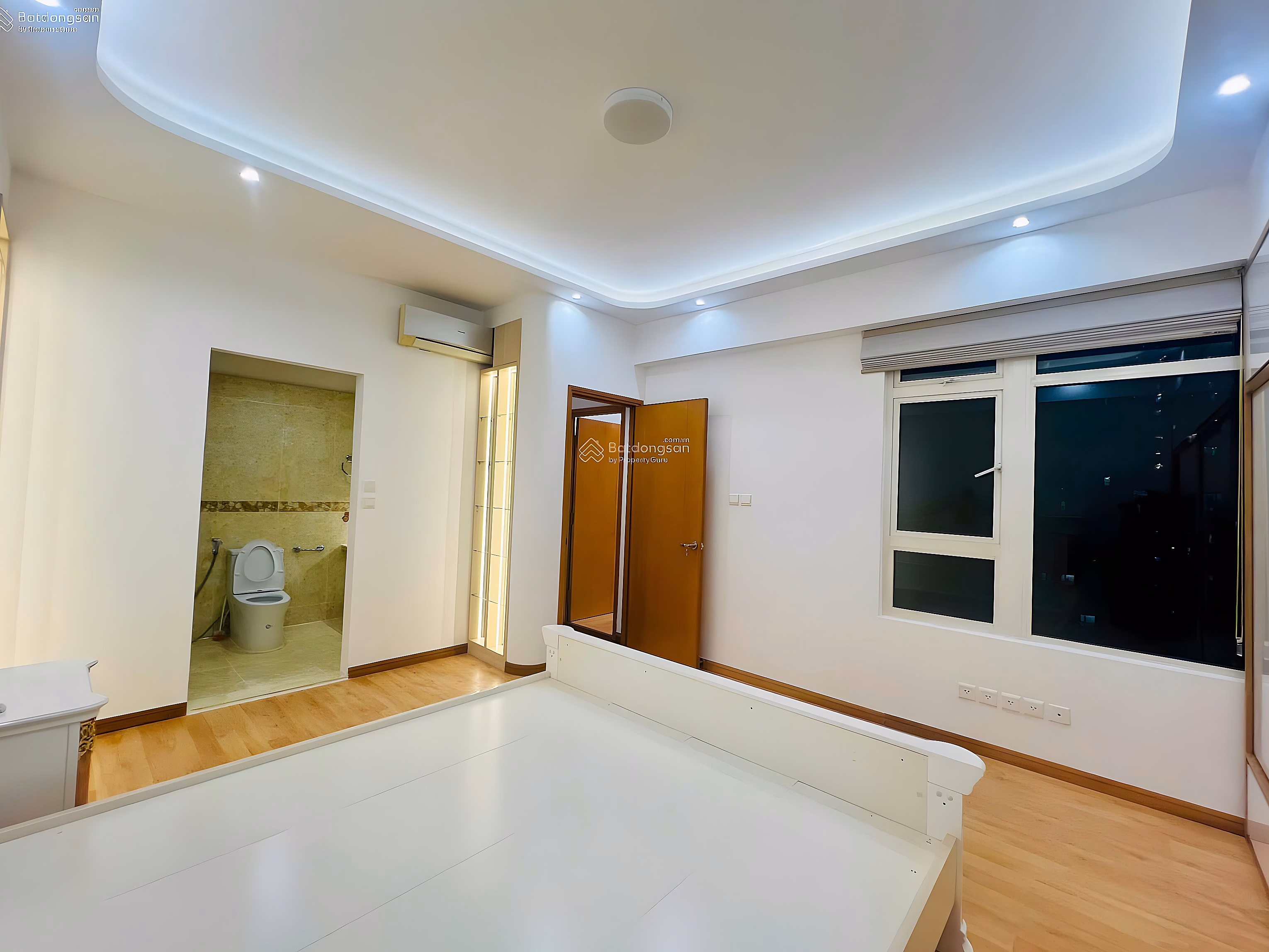 Saigon Pearl apartment for rent, 28 million VND, 135 m2, 3 bedrooms, 2 bathrooms