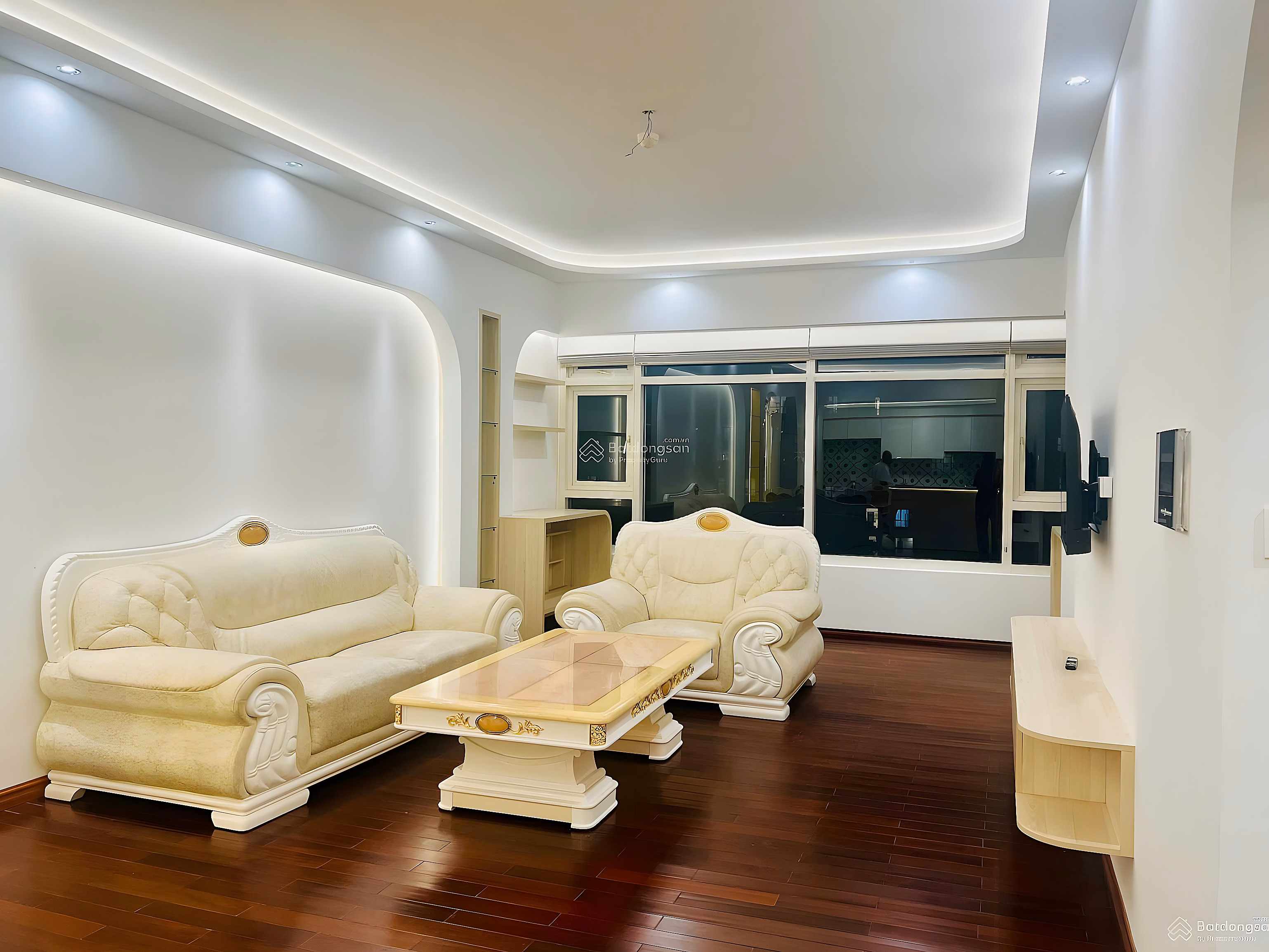 Saigon Pearl apartment for rent, 28 million VND, 135 m2, 3 bedrooms, 2 bathrooms