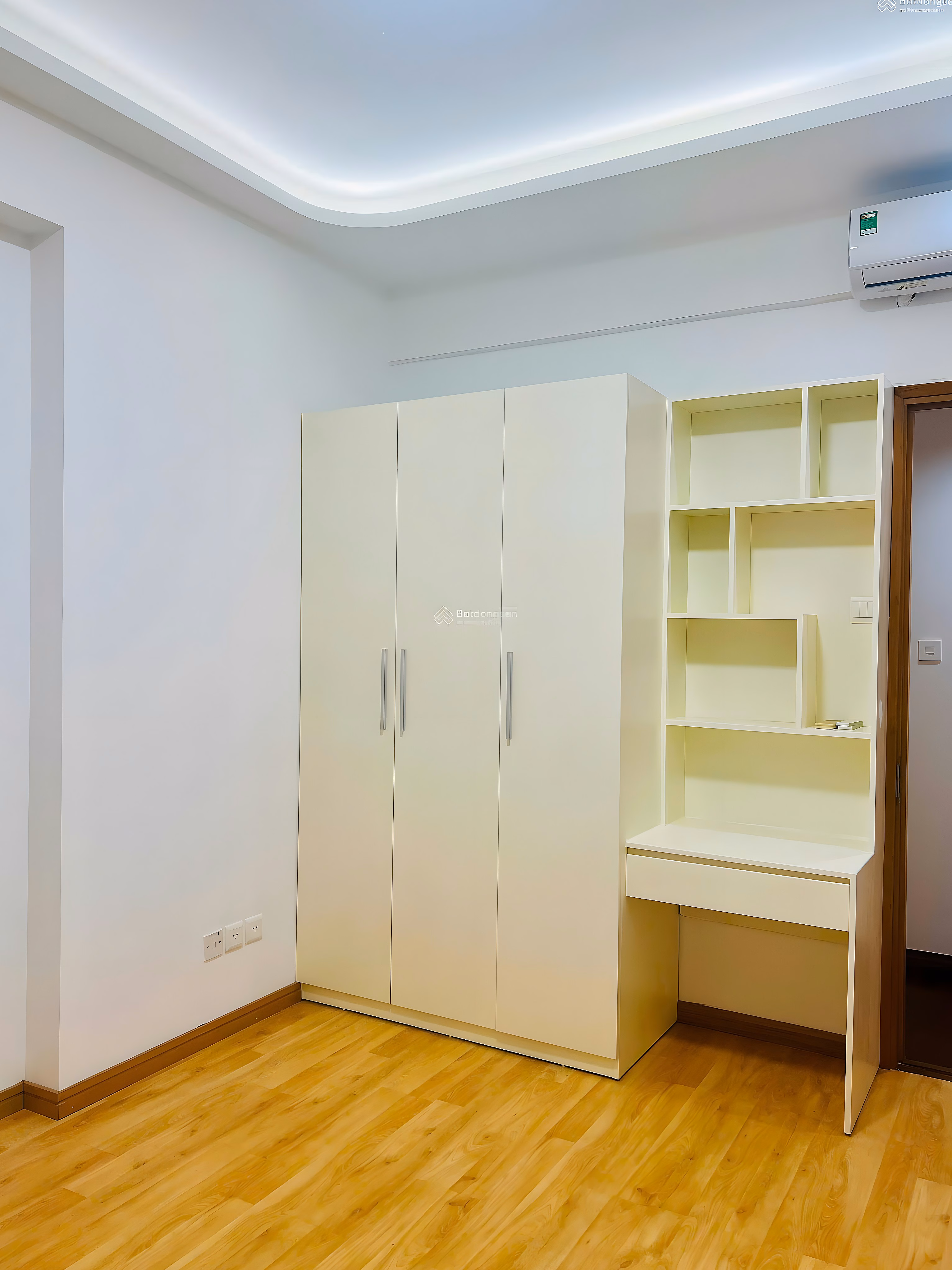 Saigon Pearl apartment for rent, 28 million VND, 135 m2, 3 bedrooms, 2 bathrooms