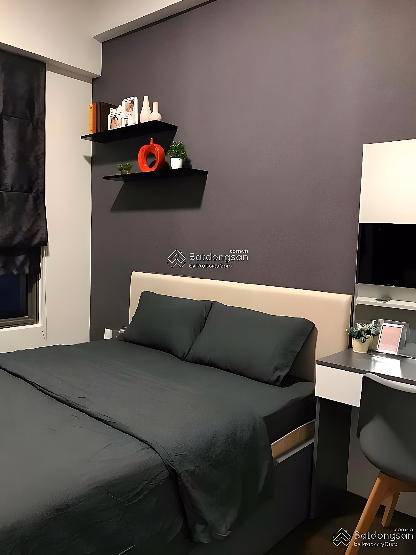 Need to rent luxury apartment urgently near Tan Son Nhat Airport 2 bedrooms 17 million -0367 199 *** Chau