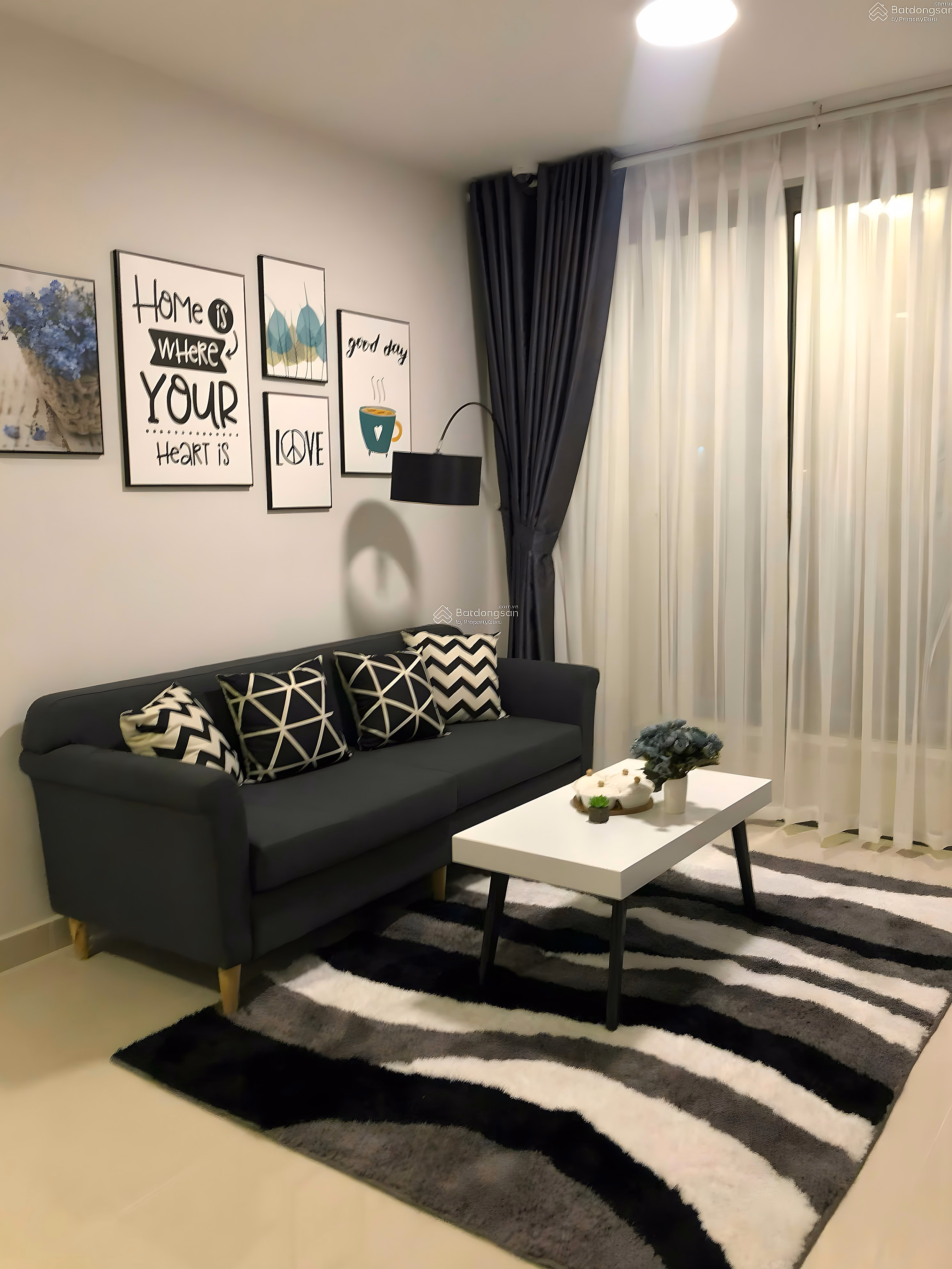 Need to rent luxury apartment urgently near Tan Son Nhat Airport 2 bedrooms 17 million -0367 199 *** Chau