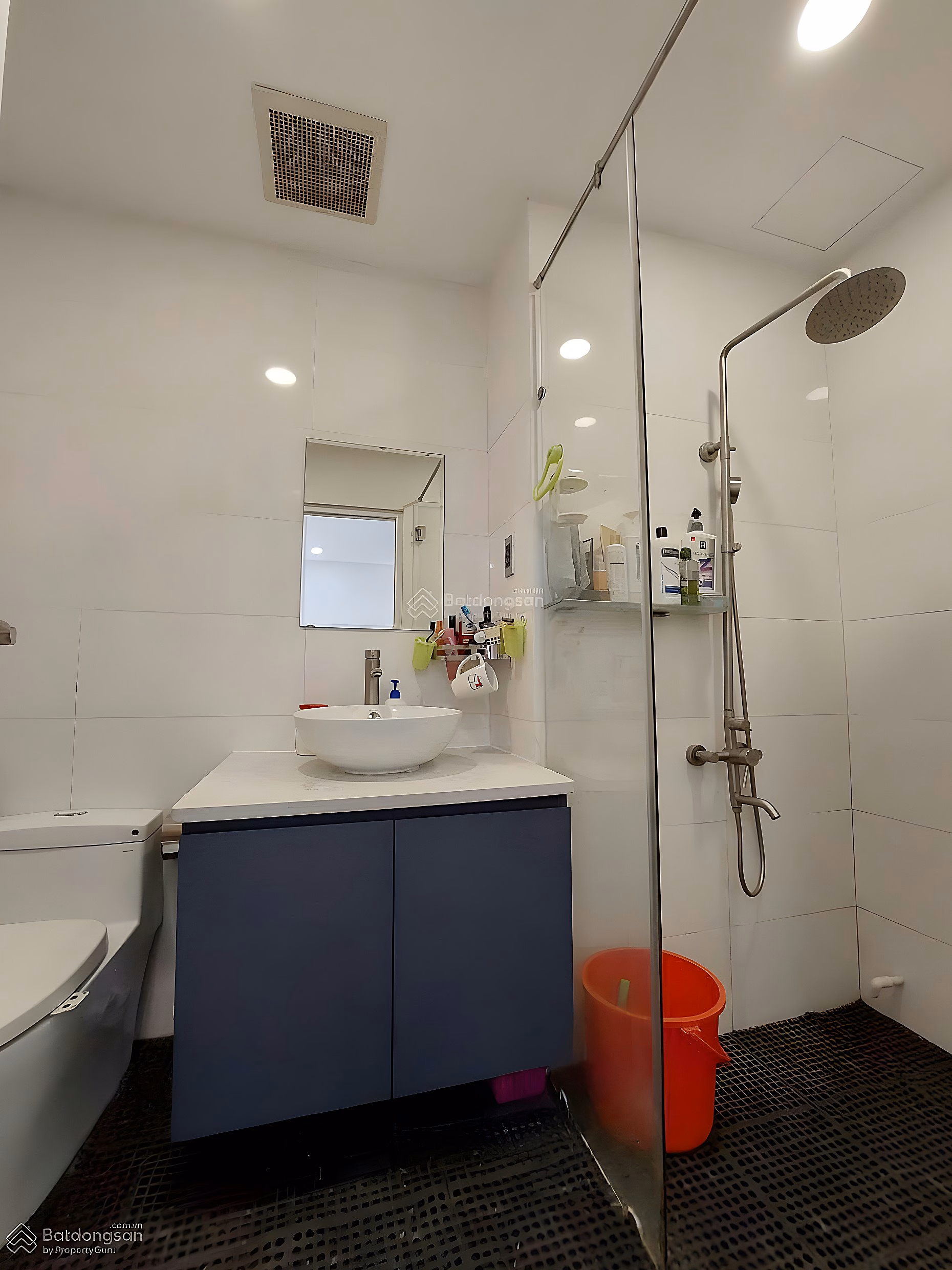 Luxury apartment for rent with 2 bedrooms, 2 bathrooms near Gia Dinh park, price 17 million - 0367 199 ***