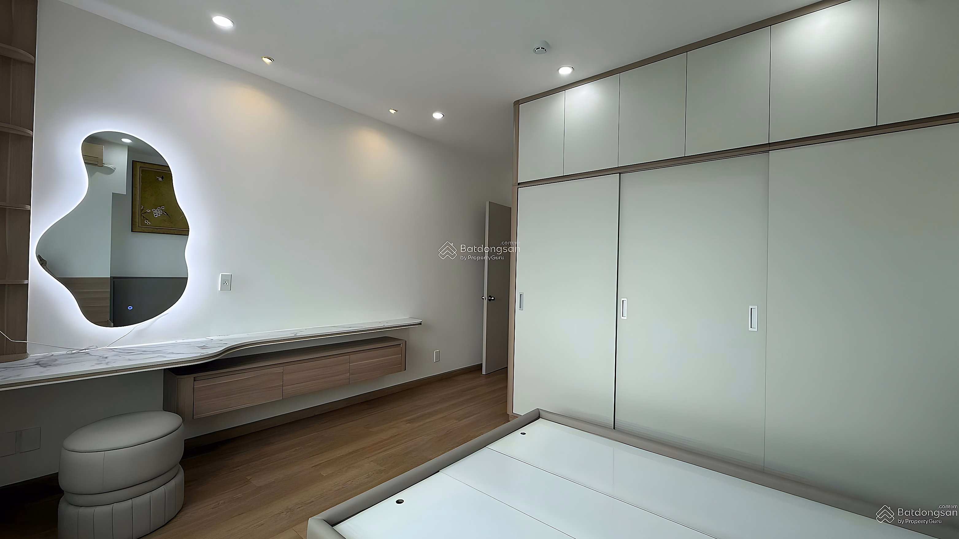 Kingston Residence apartment, 80m2, 2 bedrooms, 2 bathrooms, price 7.4 billion*** Central