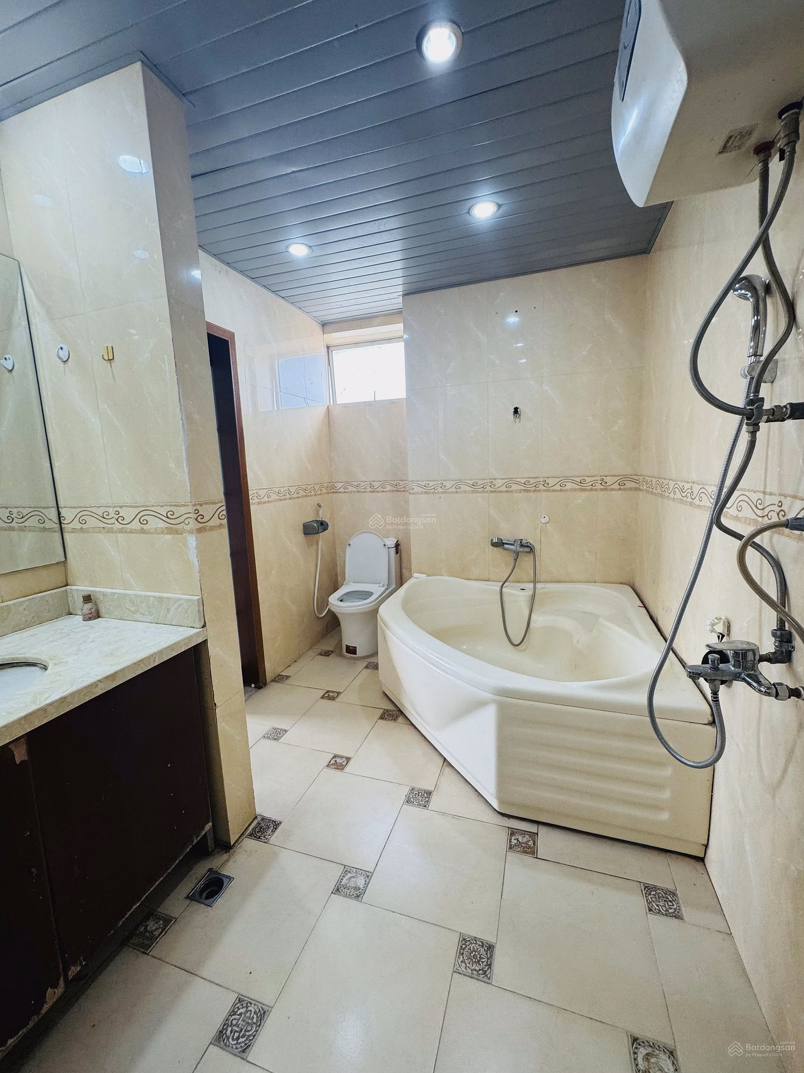 Linh Dam apartment for sale, SDCC 85m2, lake view, beautiful floor, corner apartment for only 5.58 billion