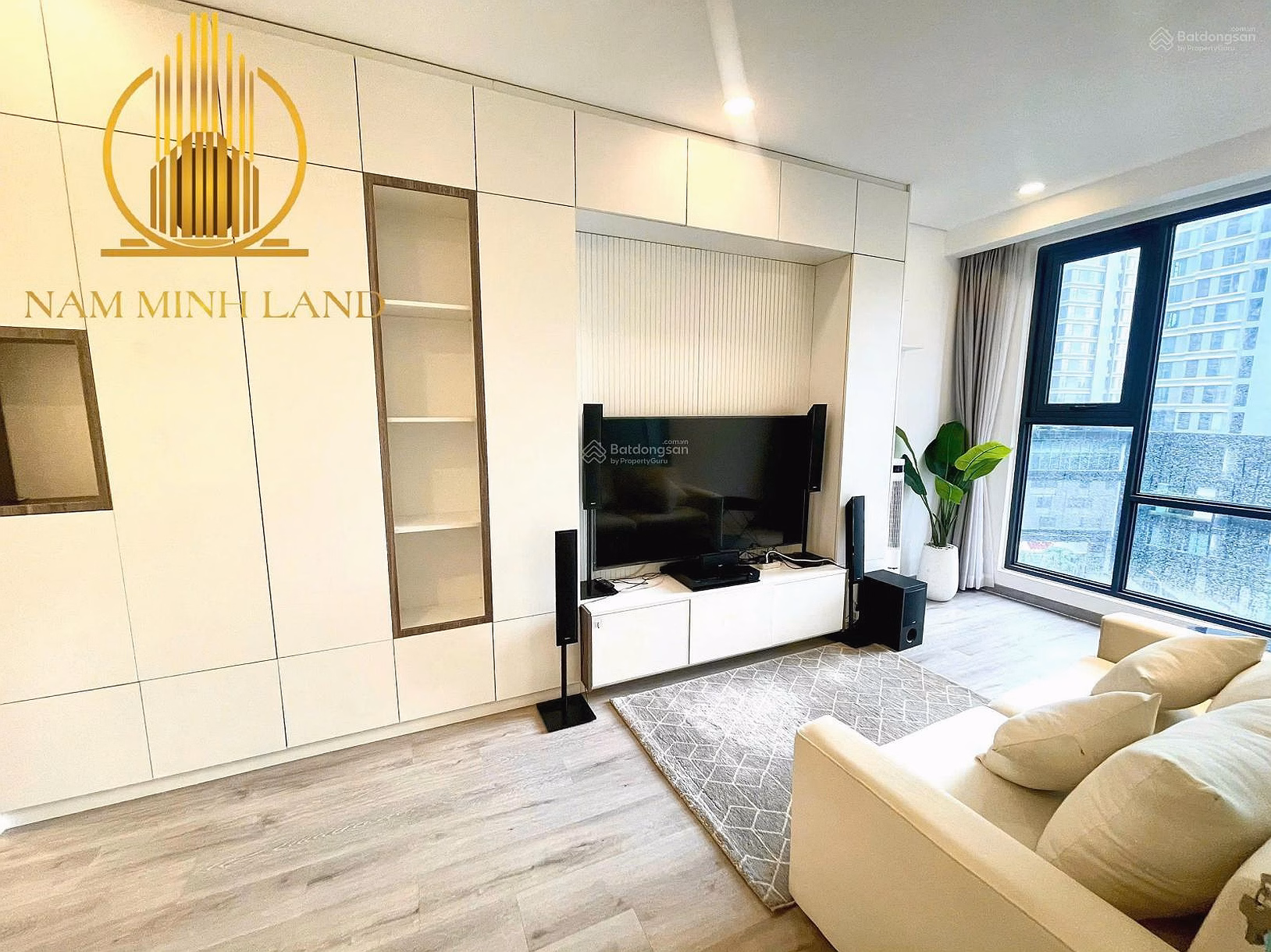 Nam Minh Land - Selling Opal Saigon Pearl 1-bedroom apartment, full of beautiful furniture. Price 6.x billion View house