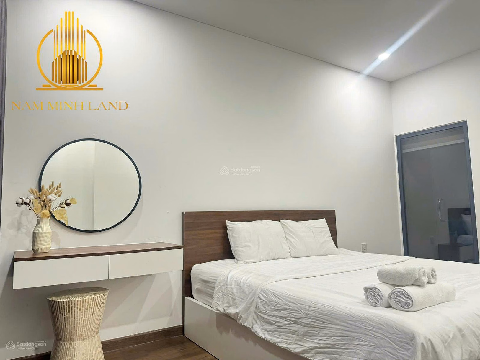 Nam Minh Land - Opal Saigon Pearl for rent, 2 bedrooms, fully furnished, high floor, move in immediately