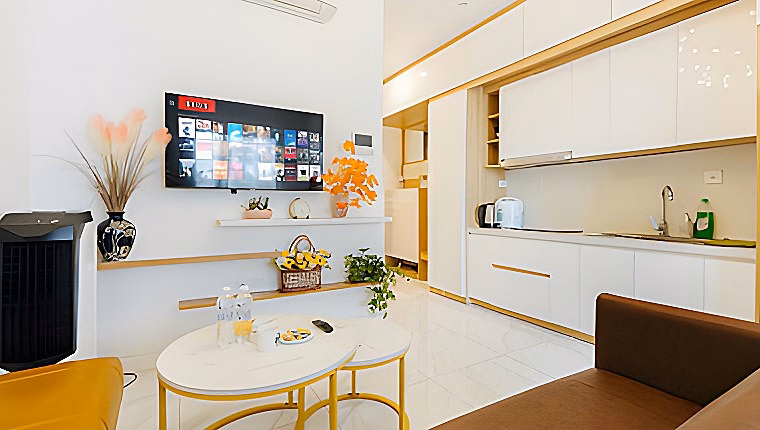 Apartment for rent at 27 Le Thanh Tong, area 70m2, including 2 bedrooms, fully furnished, price 11 million