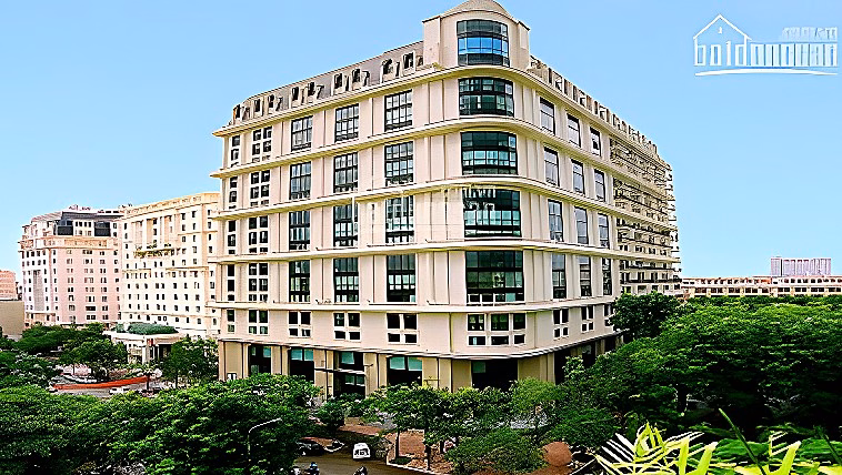 Apartment for rent at 27 Le Thanh Tong, area 70m2, including 2 bedrooms, fully furnished, price 11 million
