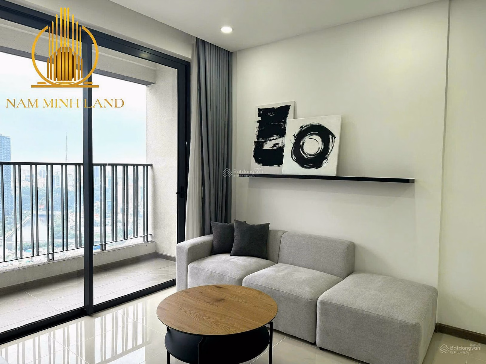 Nam Minh Land - Opal Saigon Pearl for rent, 2 bedrooms, high floor, view of Ba Son bridge, District 1