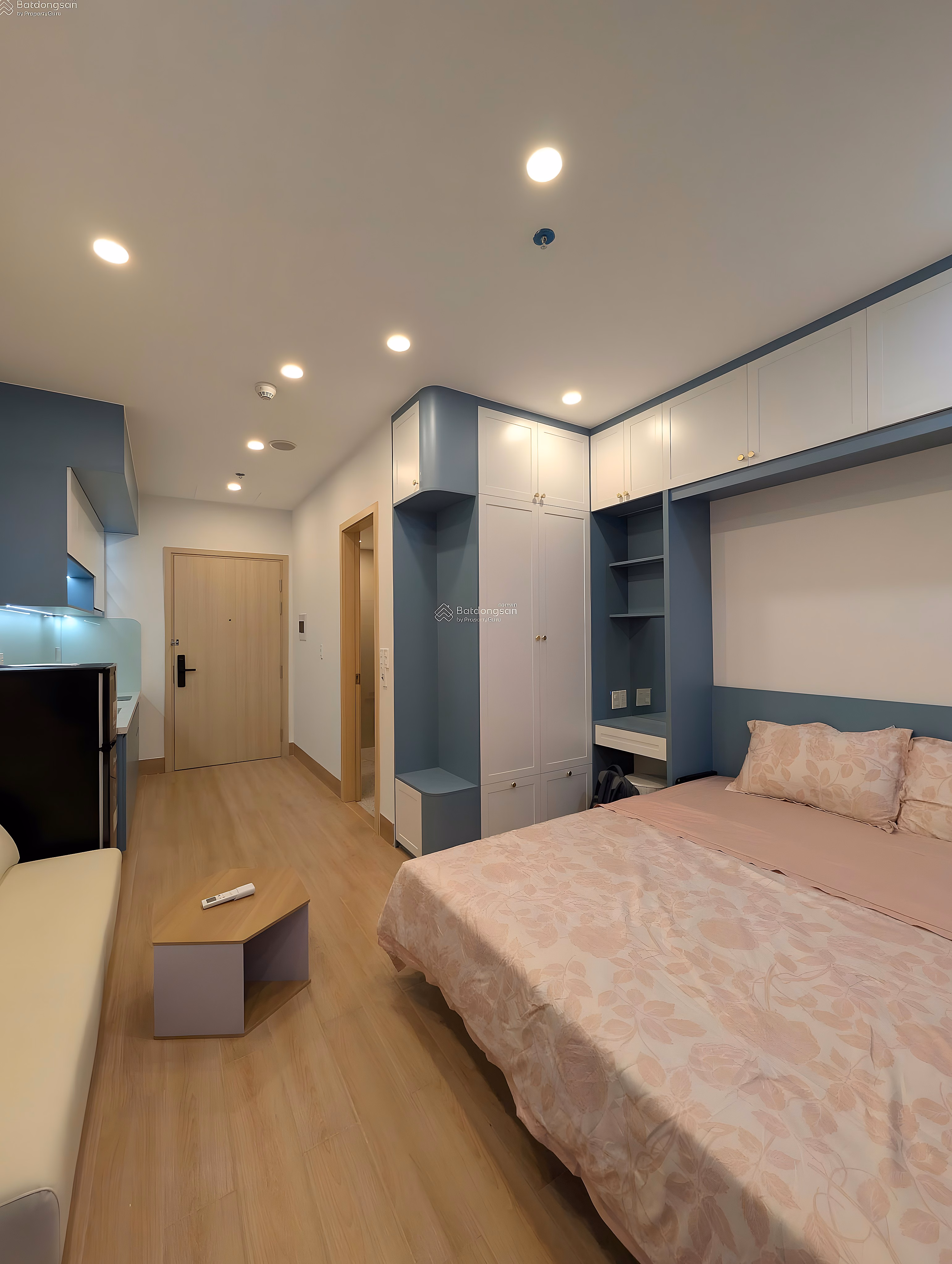 Studio apartment for rent on the 15th floor of Sun Ponte Residence with top sea view