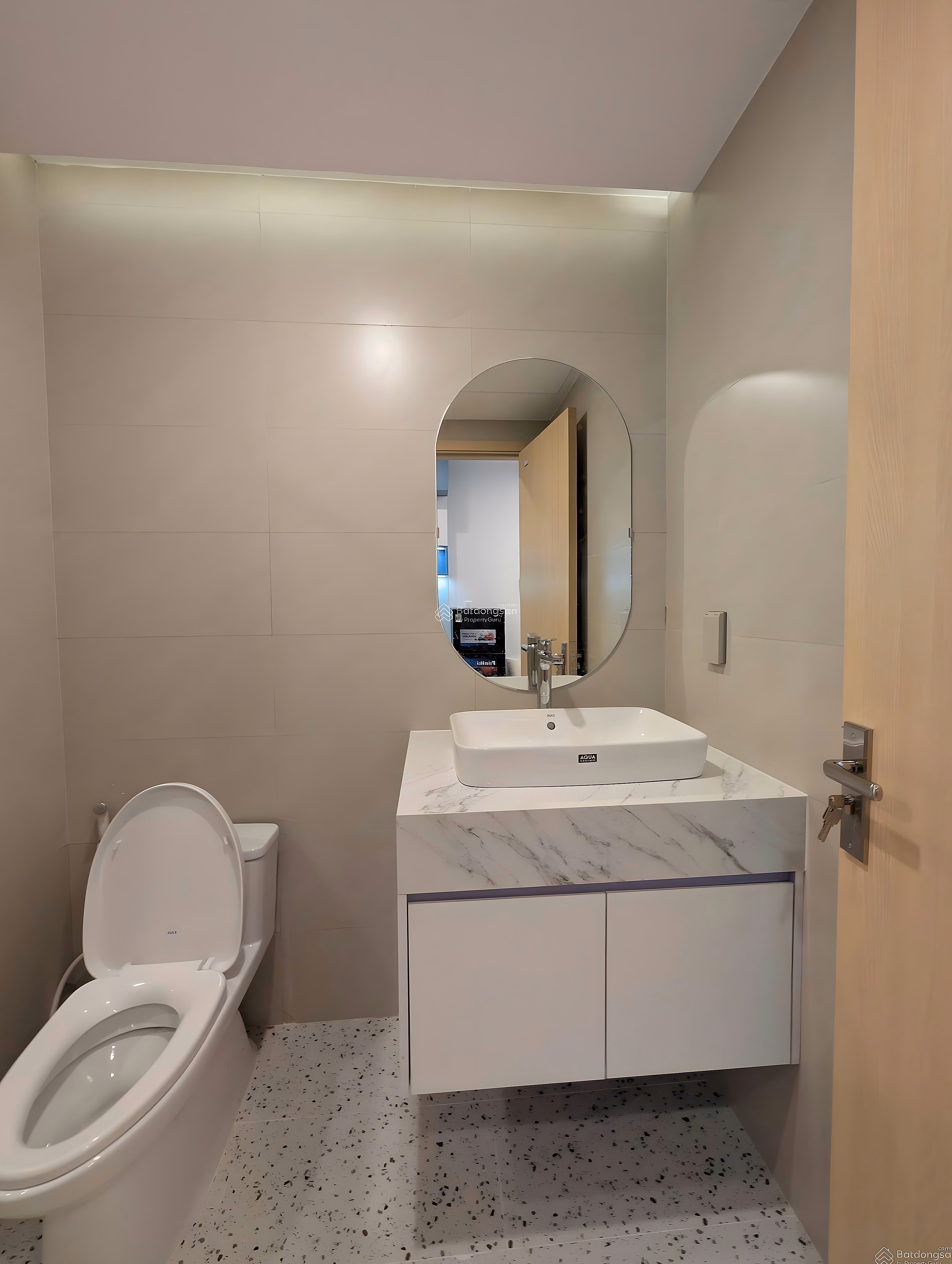 Studio apartment for rent on the 15th floor of Sun Ponte Residence with top sea view