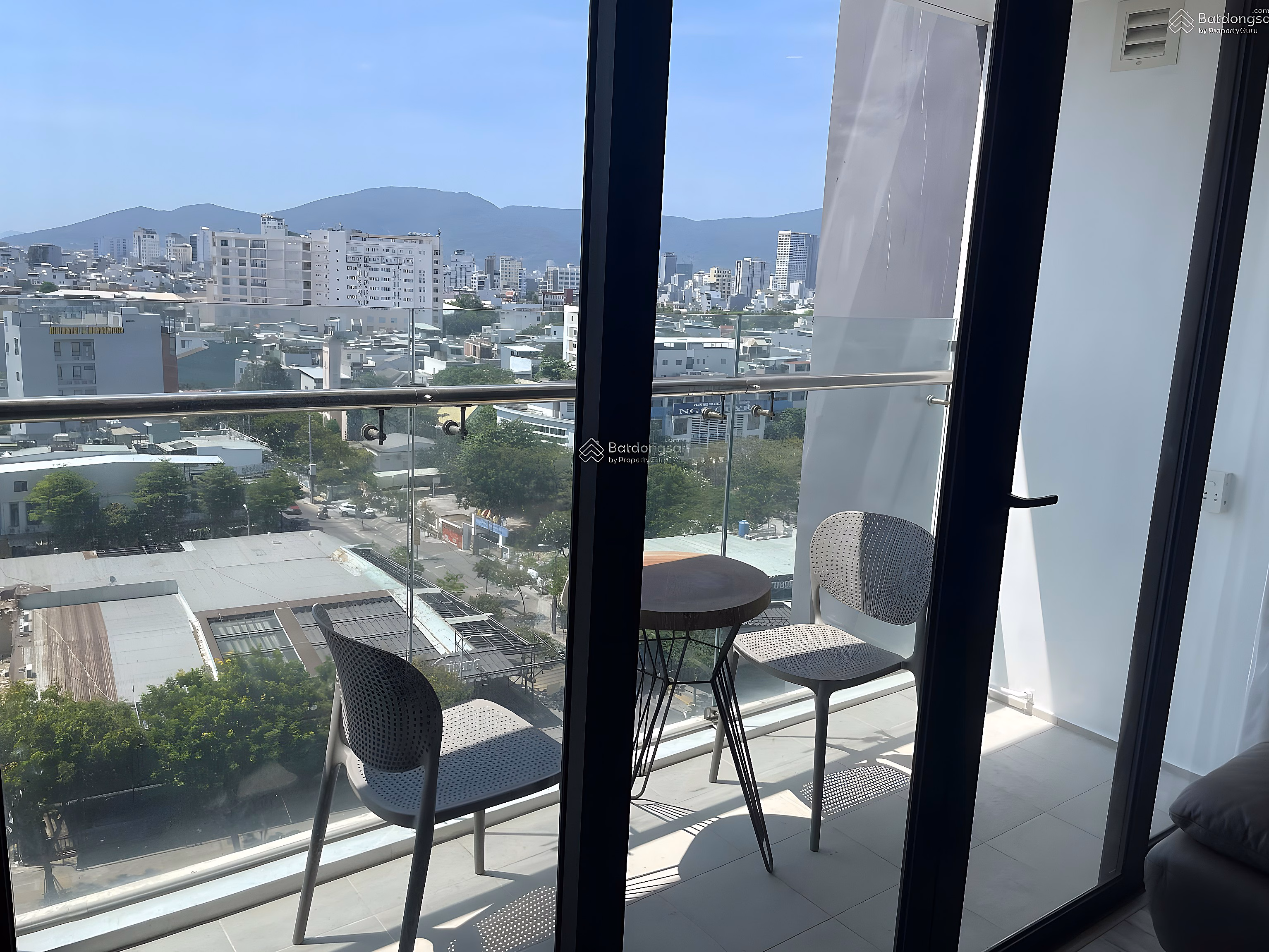 Hiyori Garden Tower apartment for rent, 28 million VND, 70m2, 2 bedrooms, 2 bathrooms, good price
