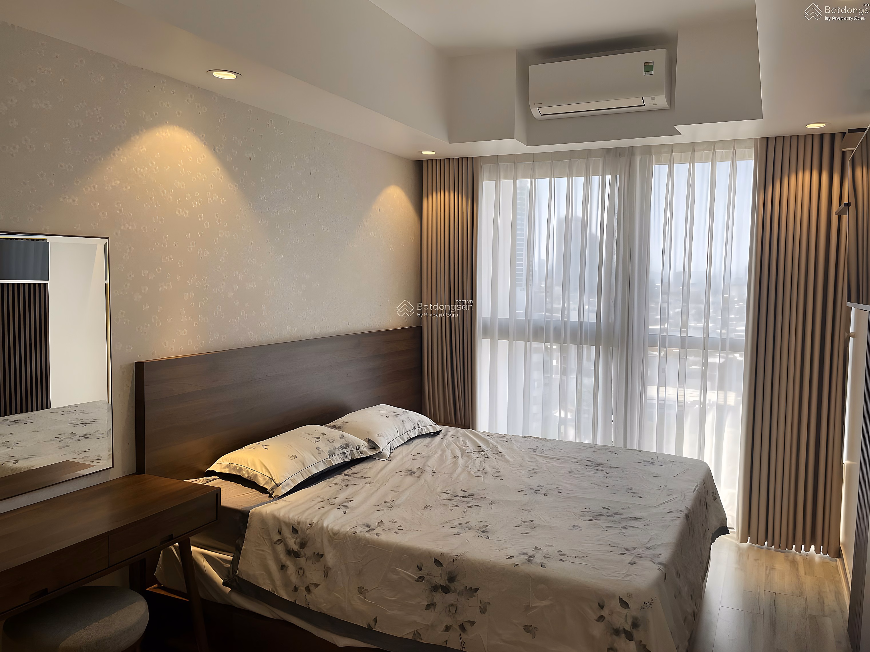 Hiyori Garden Tower apartment for rent, 28 million VND, 70m2, 2 bedrooms, 2 bathrooms, good price