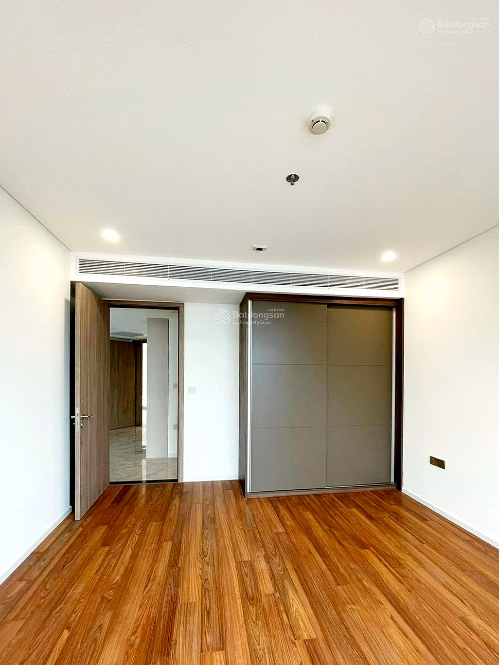 Rare 1-bedroom apartment for rent, 61m2, empty house, high-class furniture in Thao Dien Green