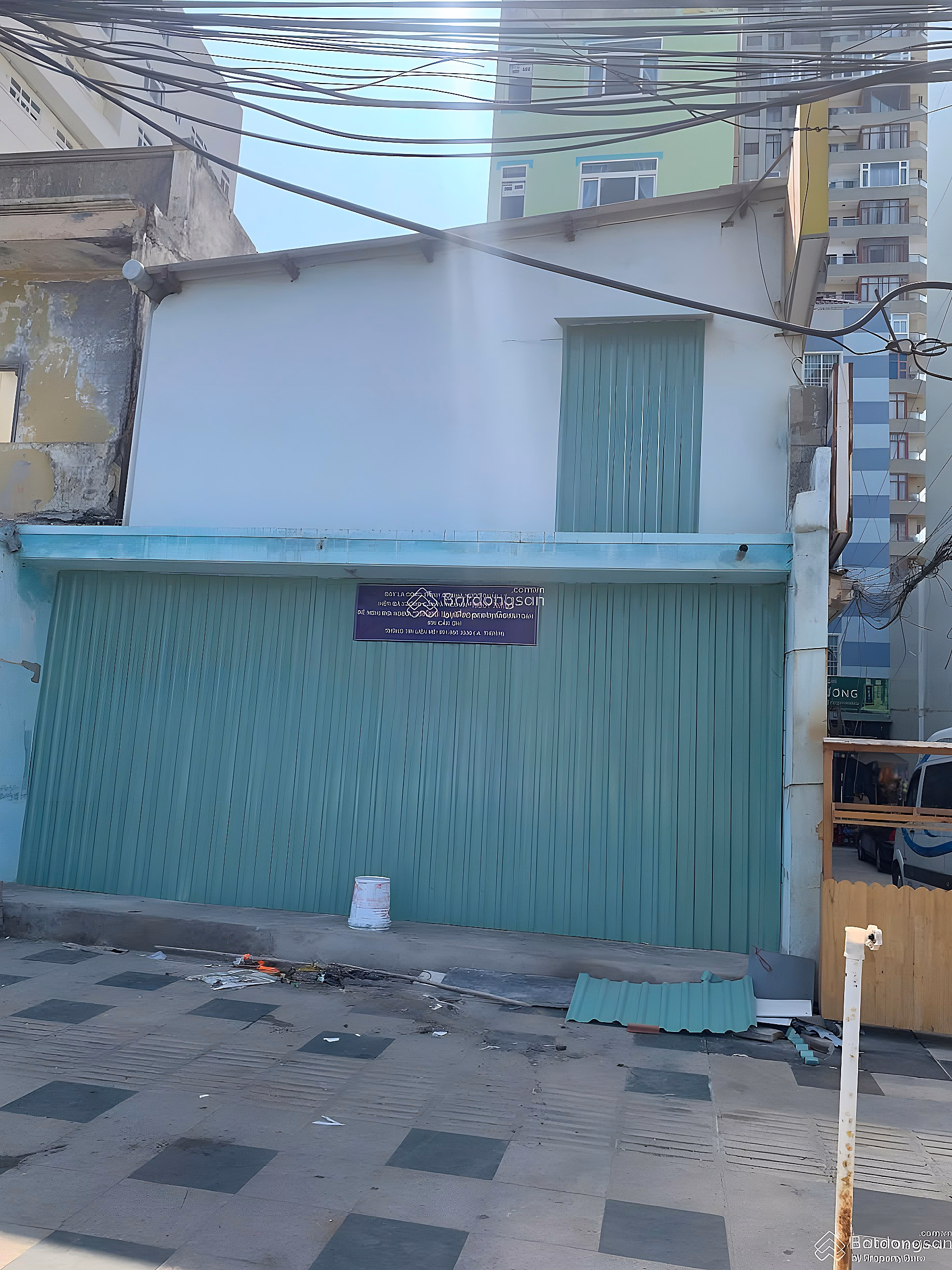 Whole house for rent, frontage on Thuy Van street