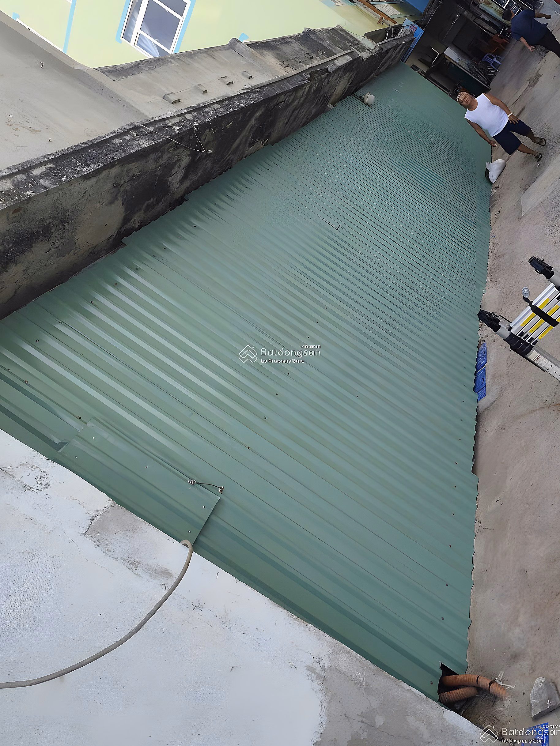 Whole house for rent, frontage on Thuy Van street