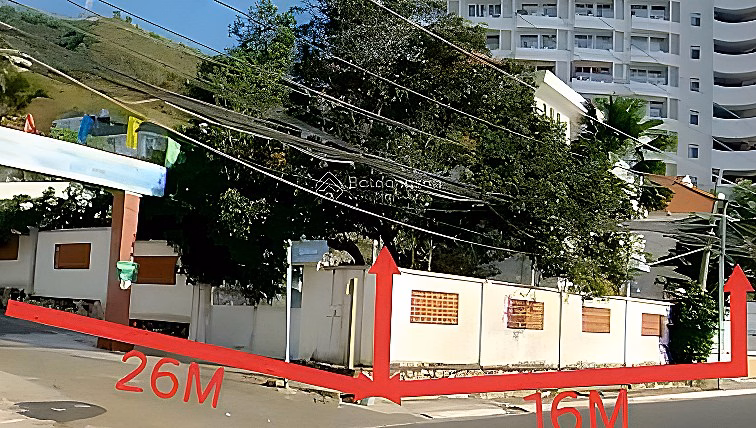 Whole house for rent, frontage on Thuy Van street