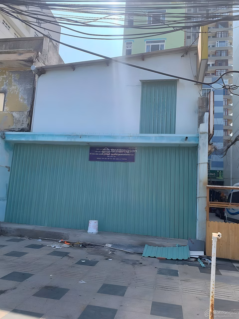 Whole house for rent, frontage on Thuy Van street