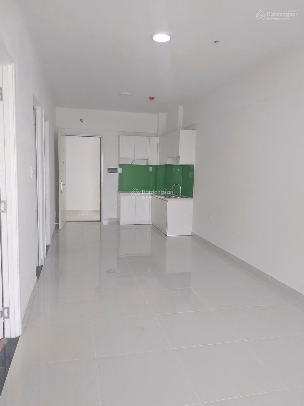 Prosper apartment for sale with area 65m2 - 2,980 billion red book