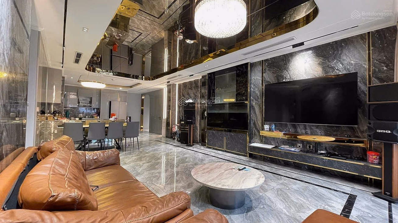 Selling Usilk City apartment 116m2, beautiful corner apartment with Southeast balcony. Cheap middle floor 7 billion VND