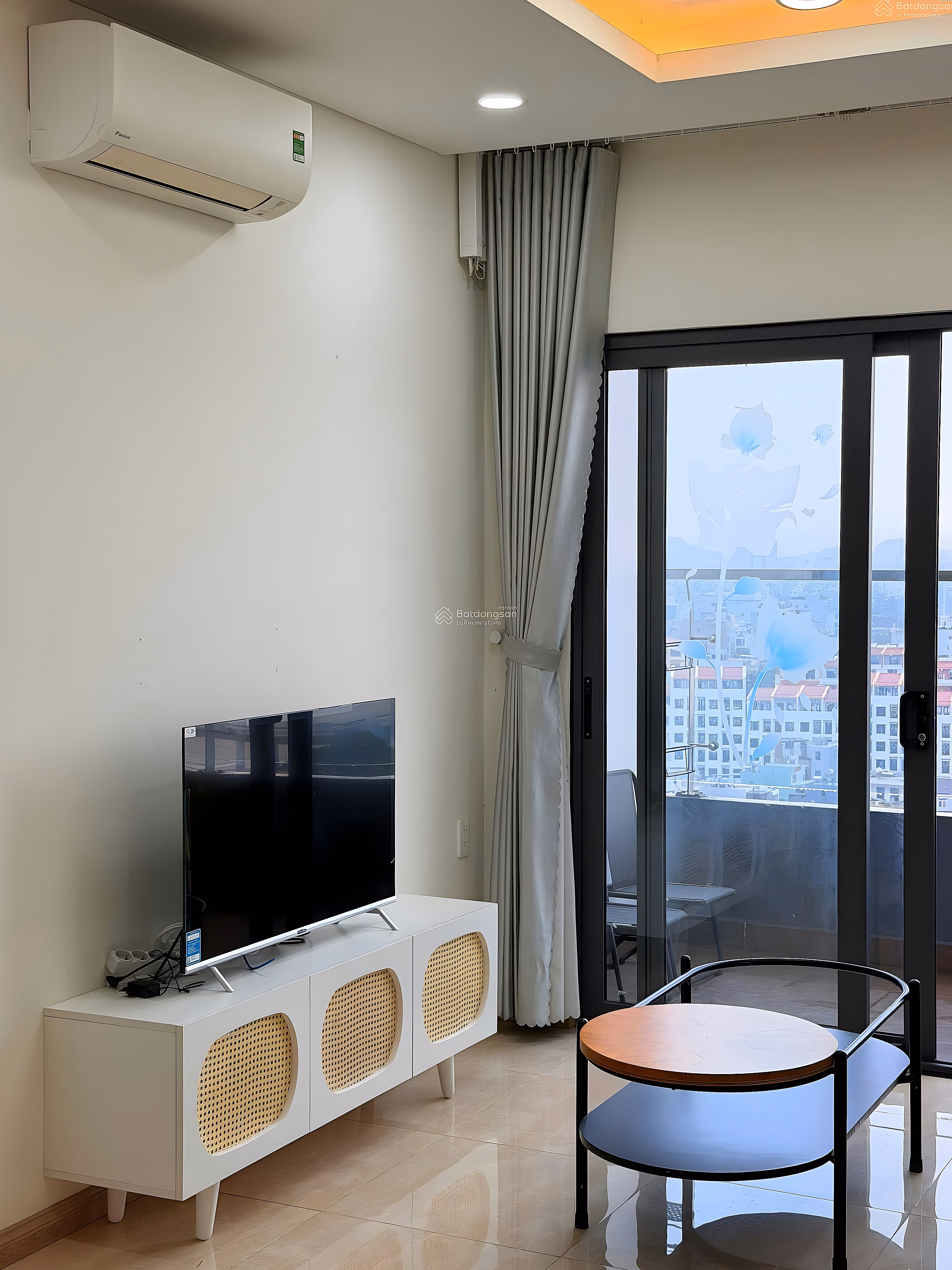 Monarchy apartment for rent, 2 bedrooms, 75m², fully furnished, beautiful Han river view, price 20 million/month