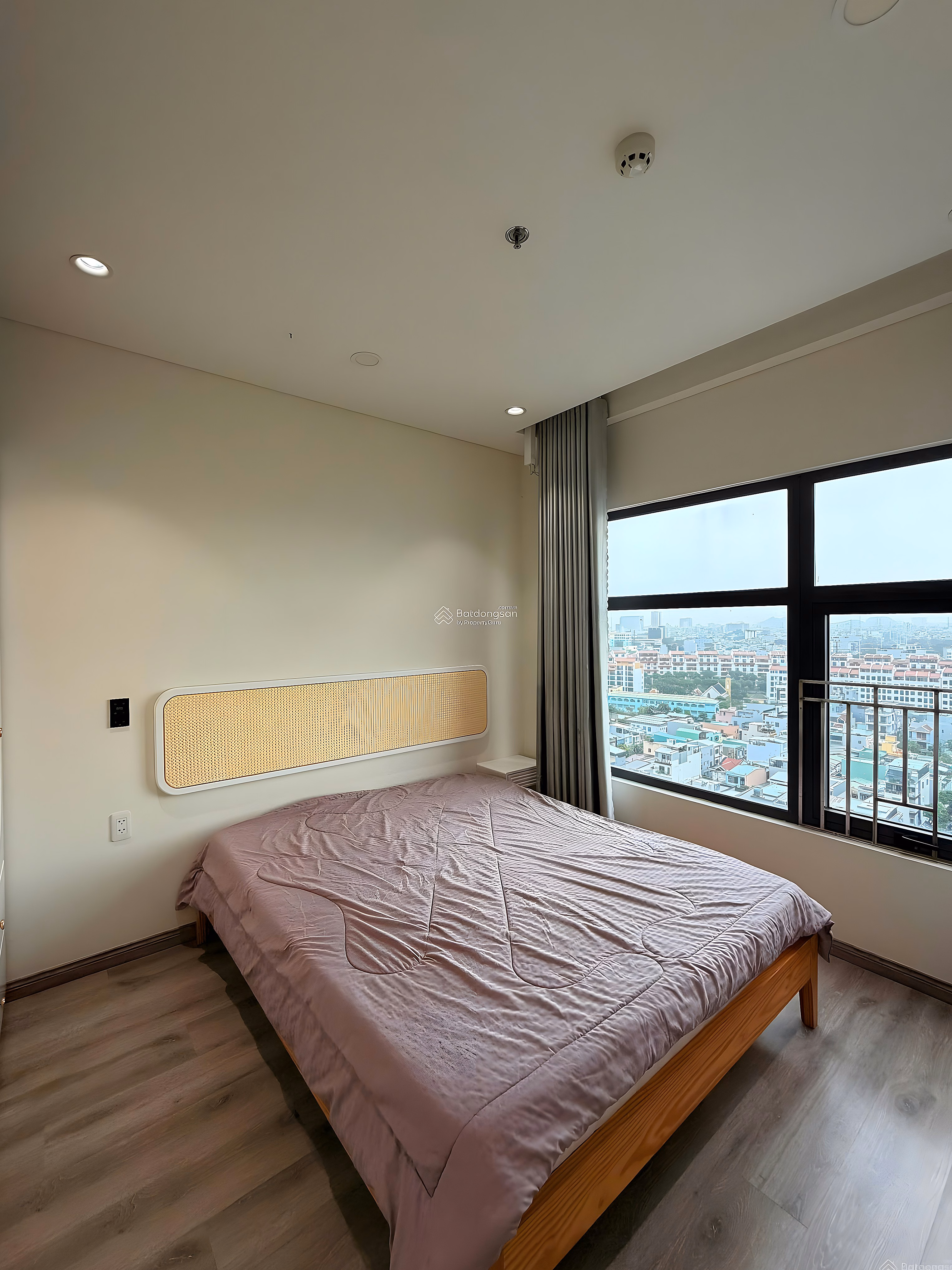 Monarchy apartment for rent, 2 bedrooms, 75m², fully furnished, beautiful Han river view, price 20 million/month