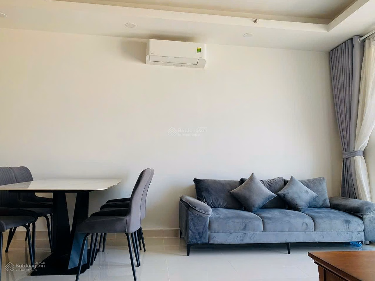 2 bedrooms 70m2 Q7 Boulevard Nguyen Luong Bang - Corner apartment - River view - Full beautiful furniture - 14 million