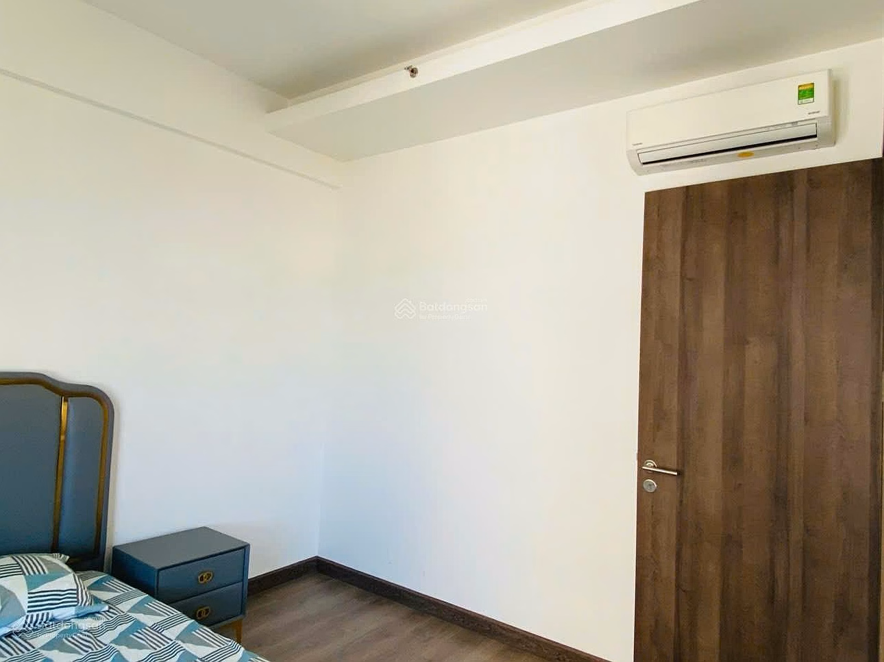 2 bedrooms 70m2 Q7 Boulevard Nguyen Luong Bang - Corner apartment - River view - Full beautiful furniture - 14 million