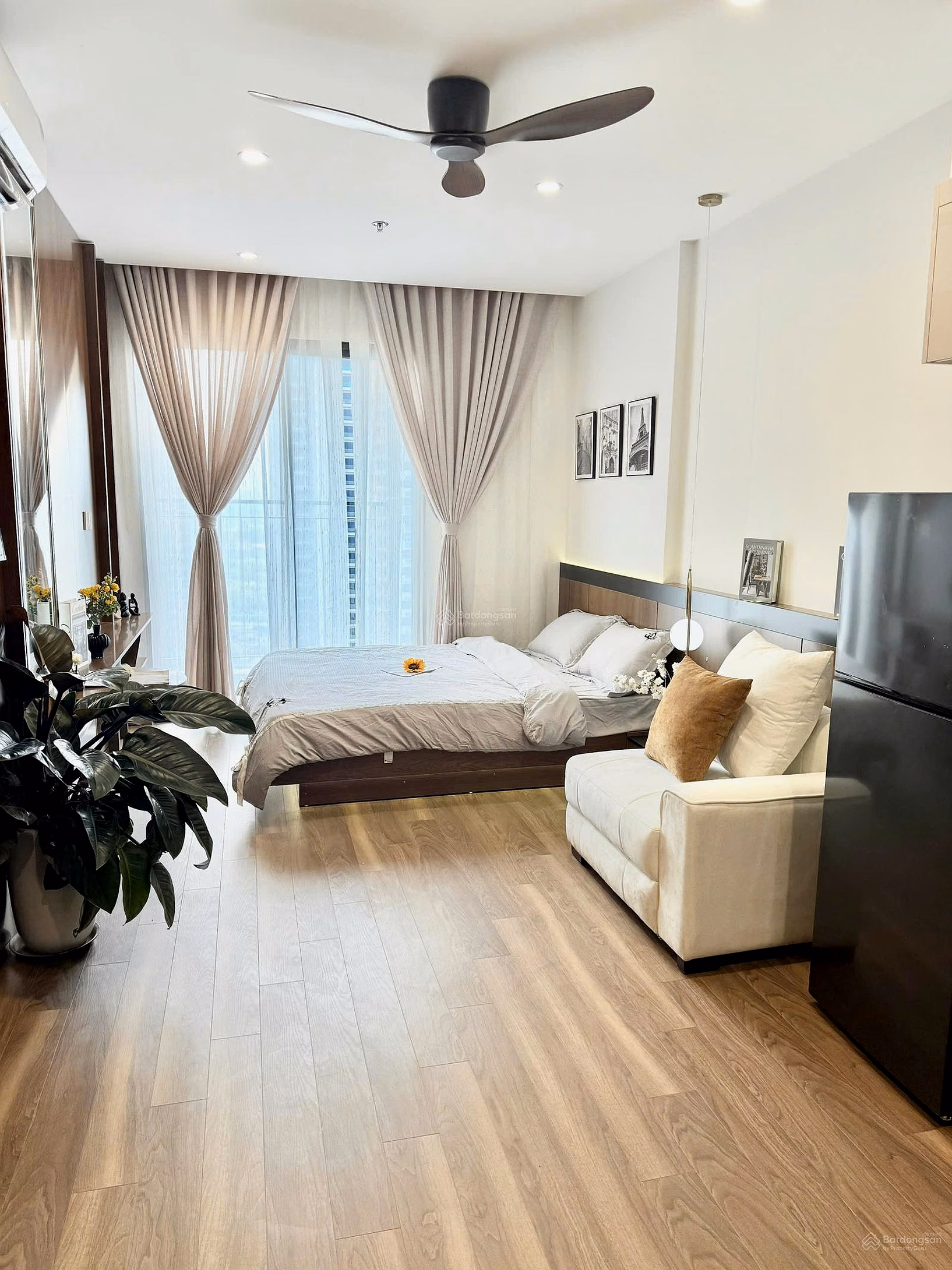Make money! Selling 27.5m2 Apartment - ZR1, Homestay Apartment Line Always On Fire, Super Nice Decor, Price 2.42 billion