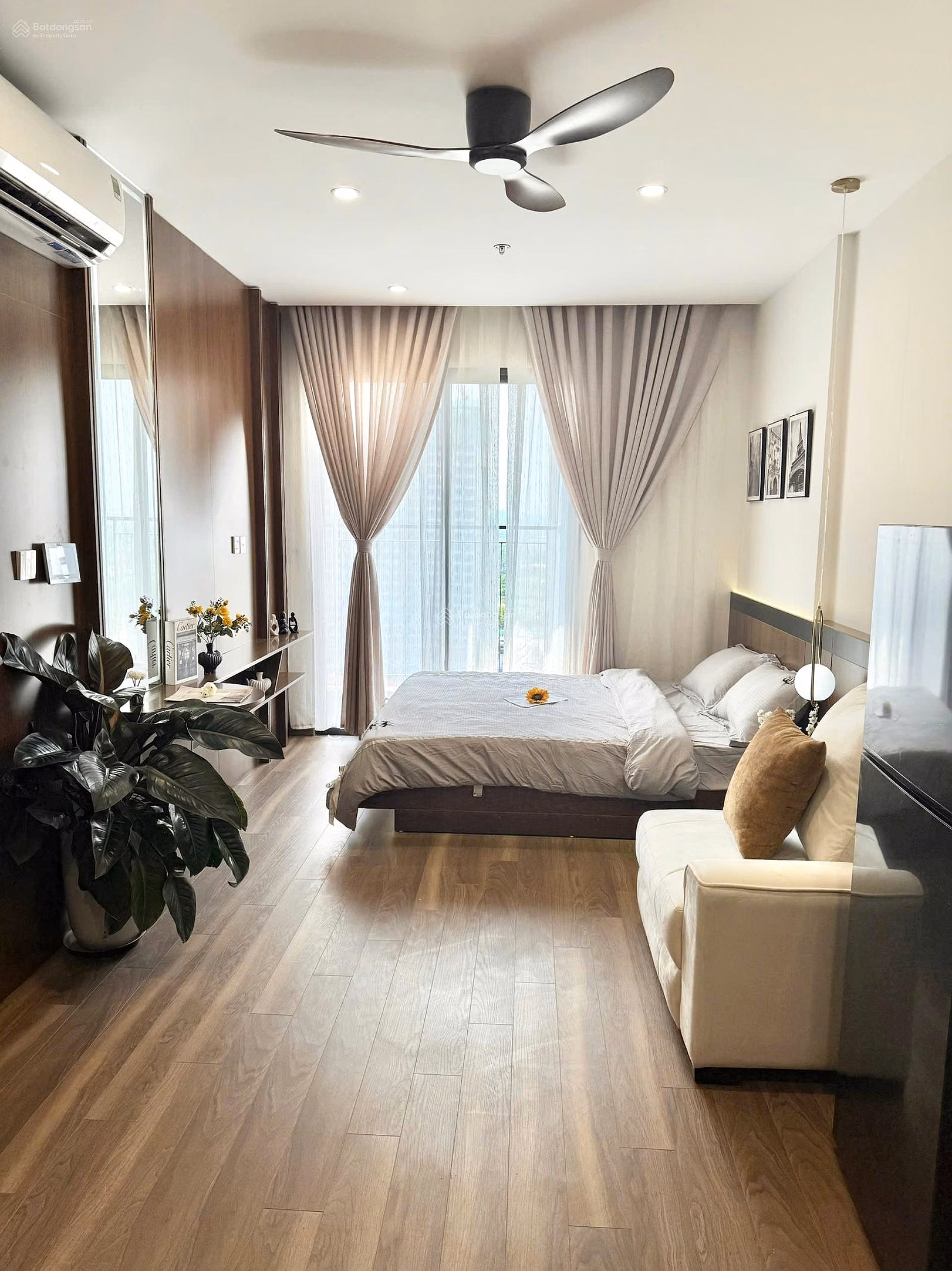 Make money! Selling 27.5m2 Apartment - ZR1, Homestay Apartment Line Always On Fire, Super Nice Decor, Price 2.42 billion