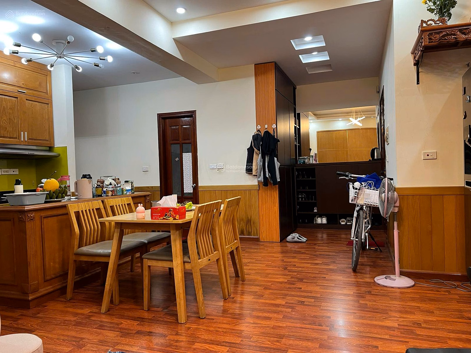 Apartment for sale by owner at apartment No. 183 Hoang Van Thai - Khuong Trung - Thanh Xuan - Hanoi