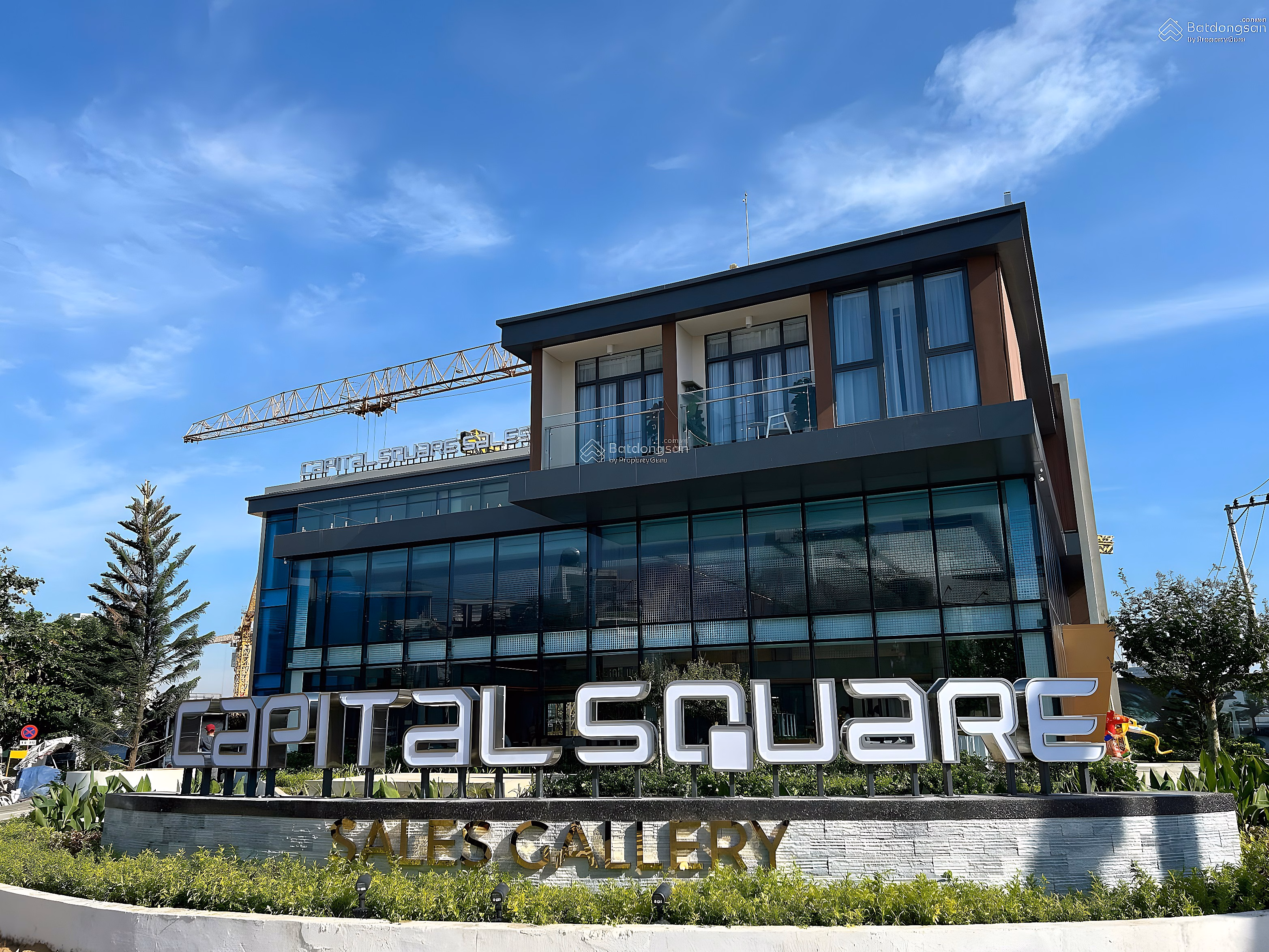 Quick sale of corner apartment with 2 bedrooms+ and 3 bedrooms facing the Han River with large area at Capital Square from only 7 billion