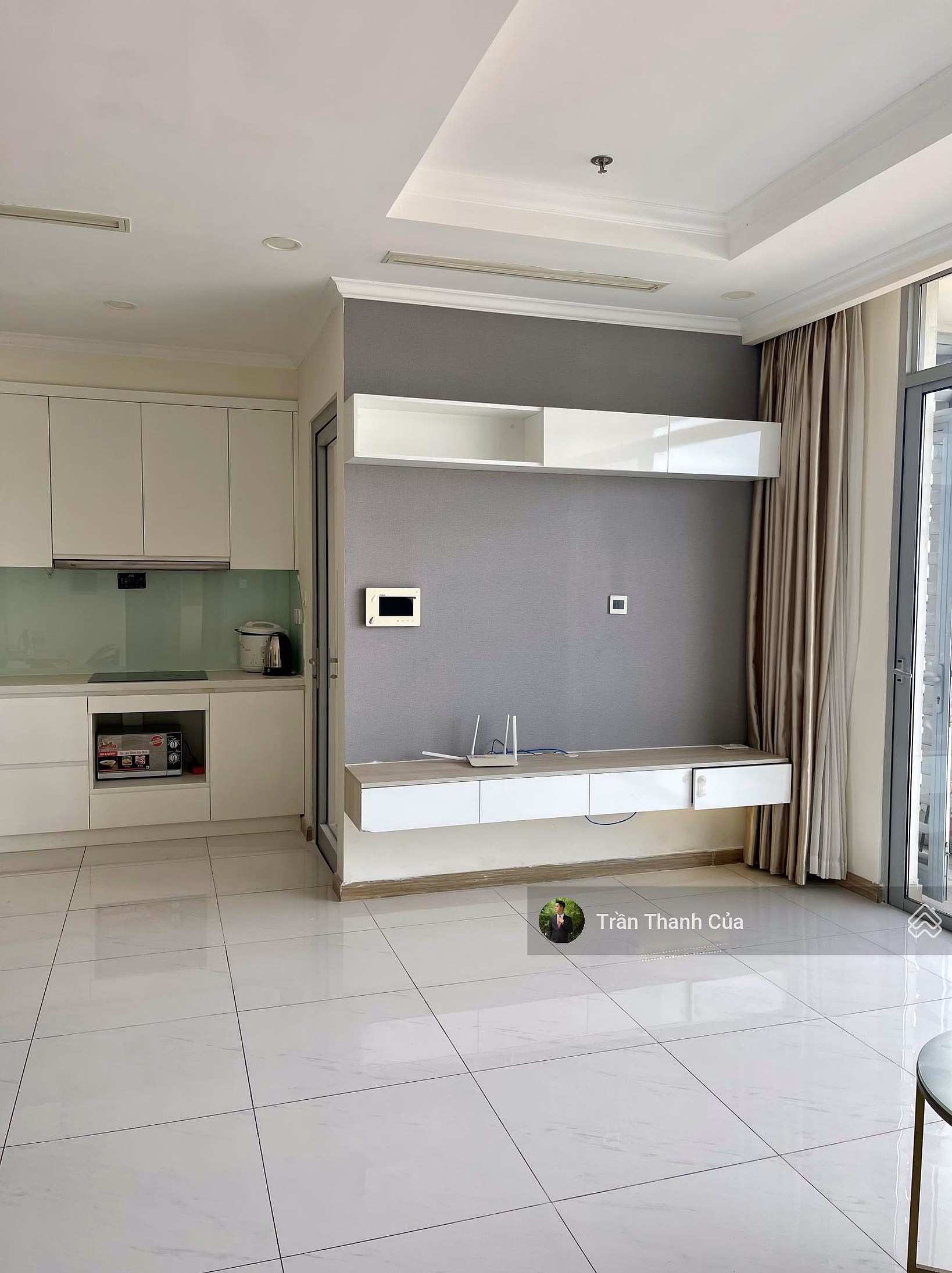 Authentic news: Selling 2 bedrooms Landmark 6. Suitable for second living in Vinhomes. Largest area Landmark