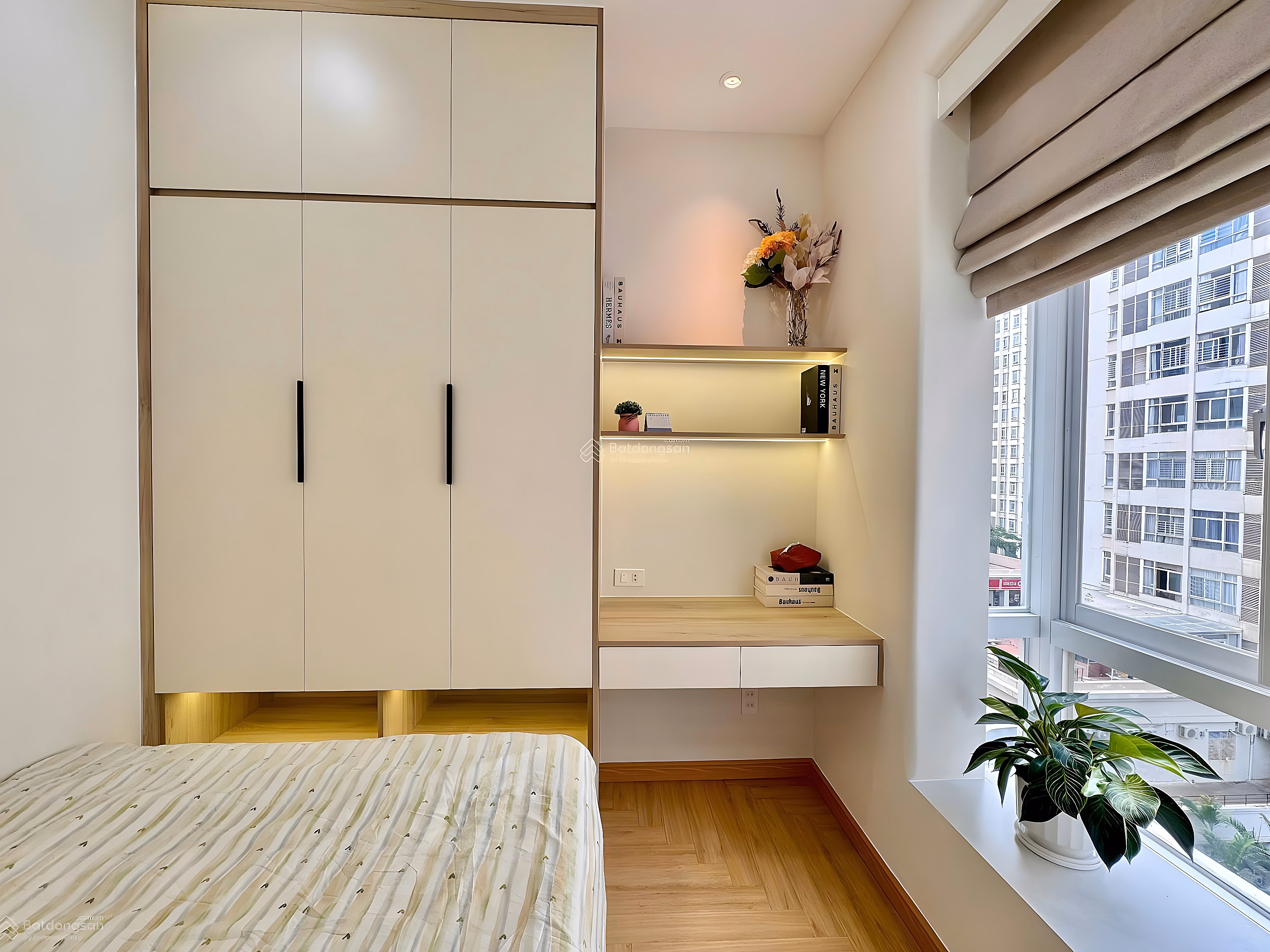 SKY GARDEN 3 APARTMENT FOR SALE, PHU MY HUNG, DISTRICT 7 - 3 BRs, 2 WCs, HIGH QUALITY FURNITURE, ON BOOKING 40 MILLION/MONTH