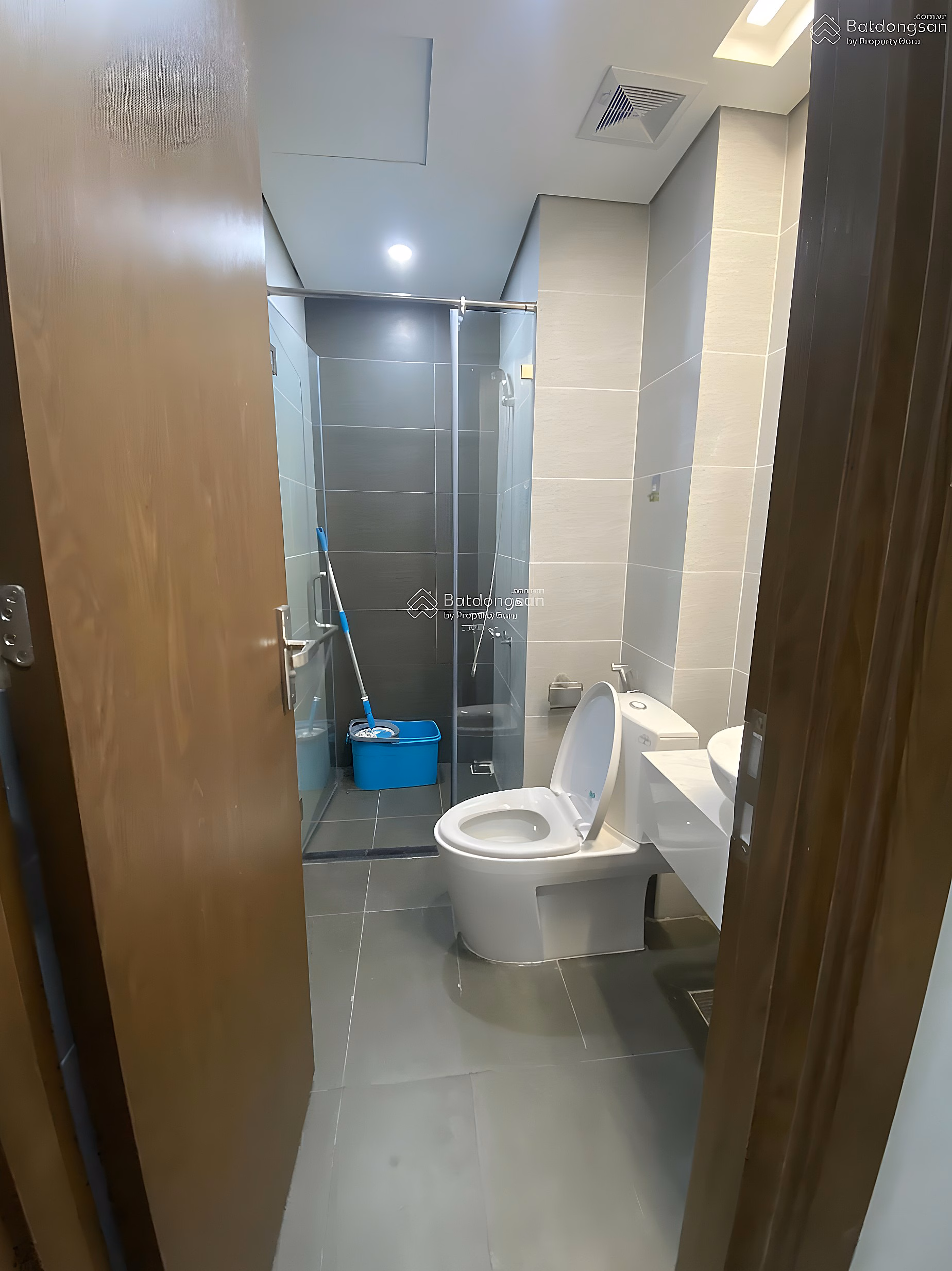 CC for rent at HUD Building Nha Trang, super price 16 million VND, 60m2, 2 bedrooms, 2 bathrooms
